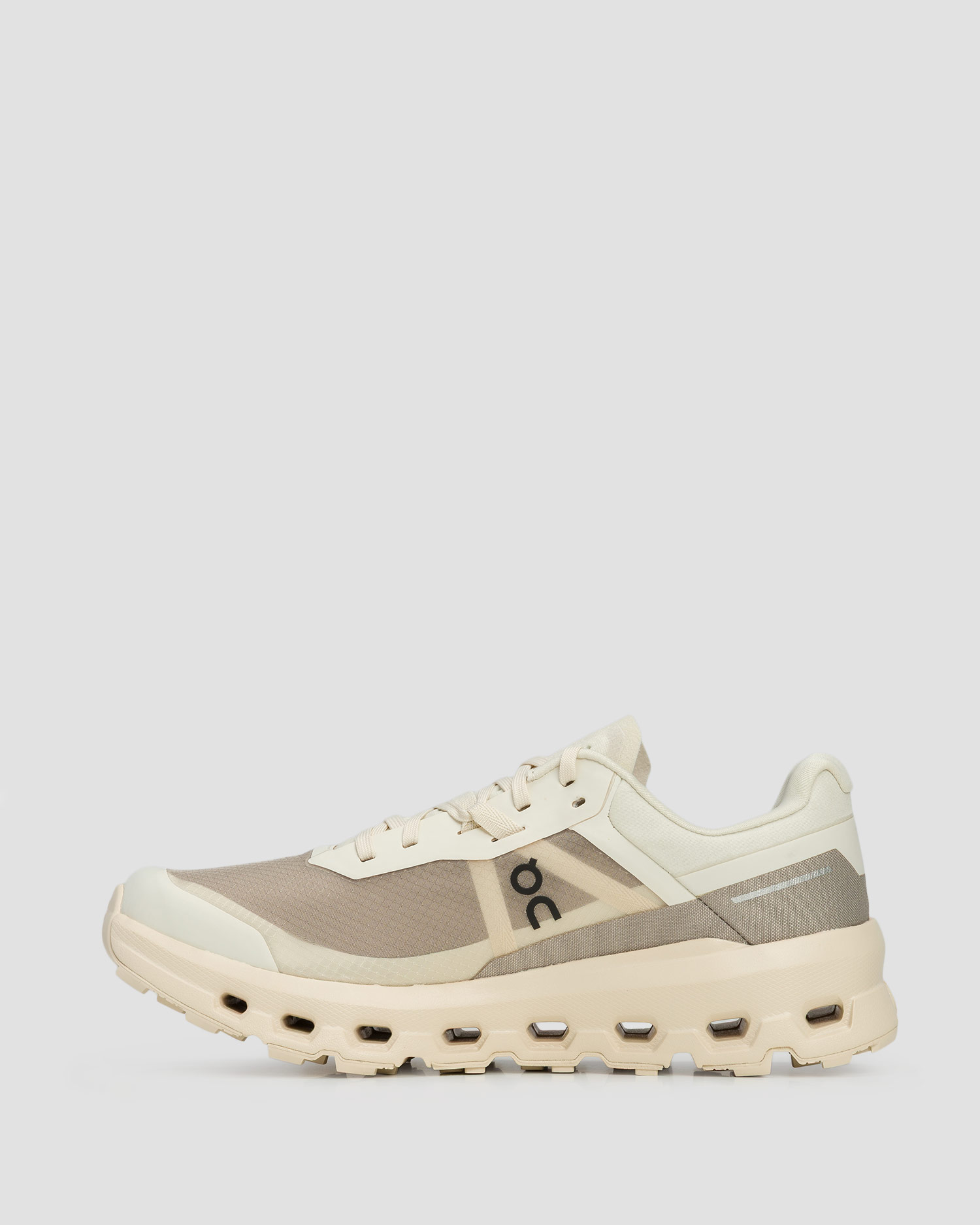 Women's trail shoes On Cloudvista 2