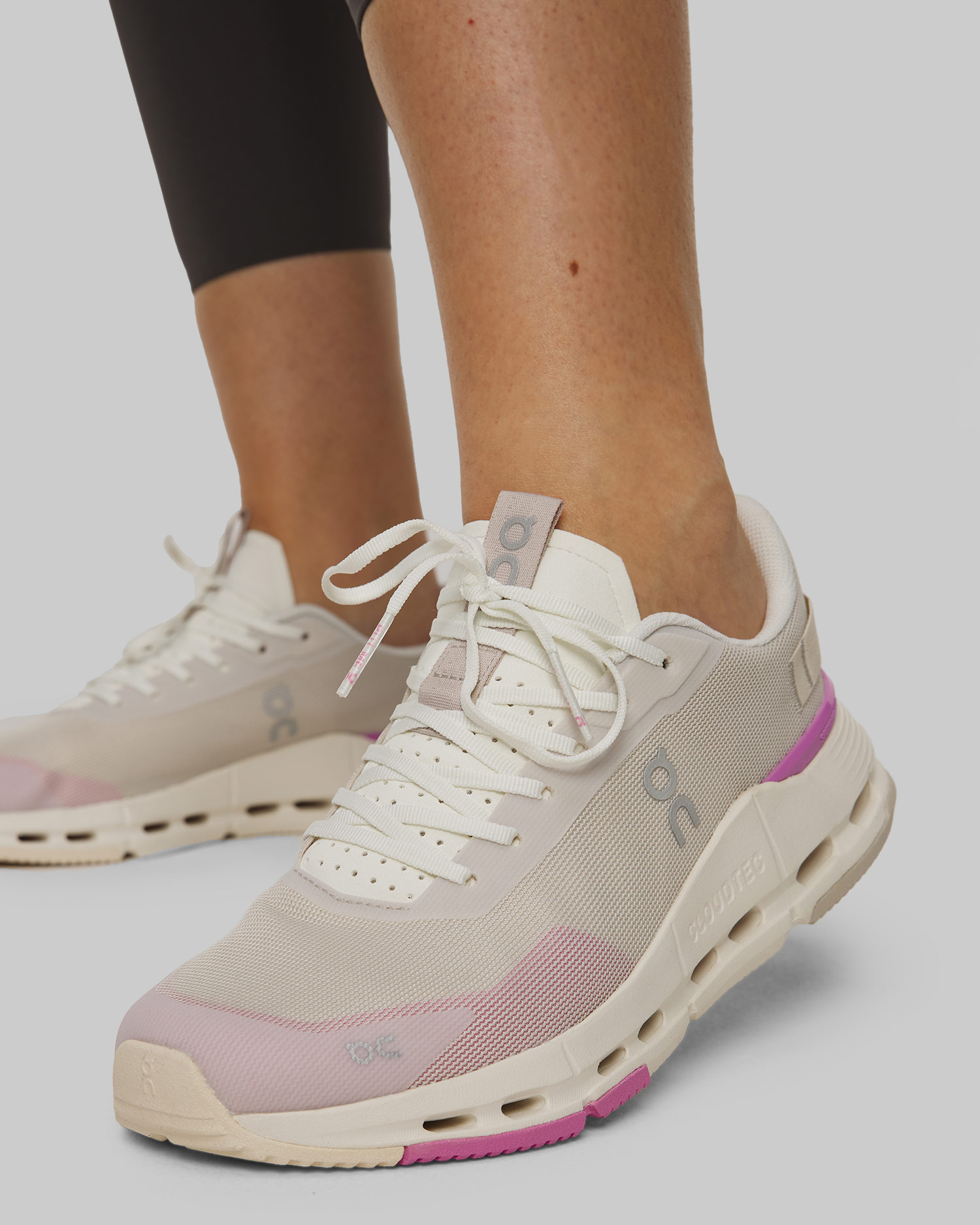 On Cloudnova Form 2 Damen-Sneaker