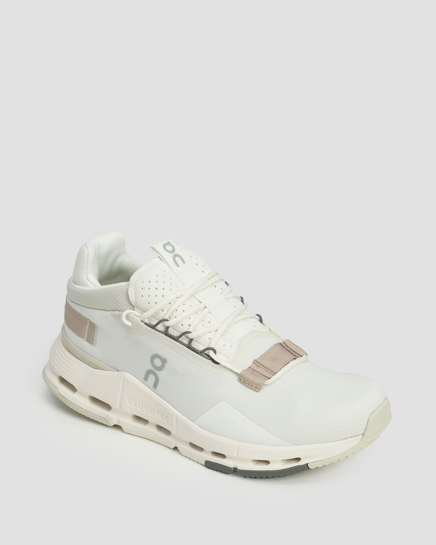 Sneakersy damskie On Running Cloudnova 2
