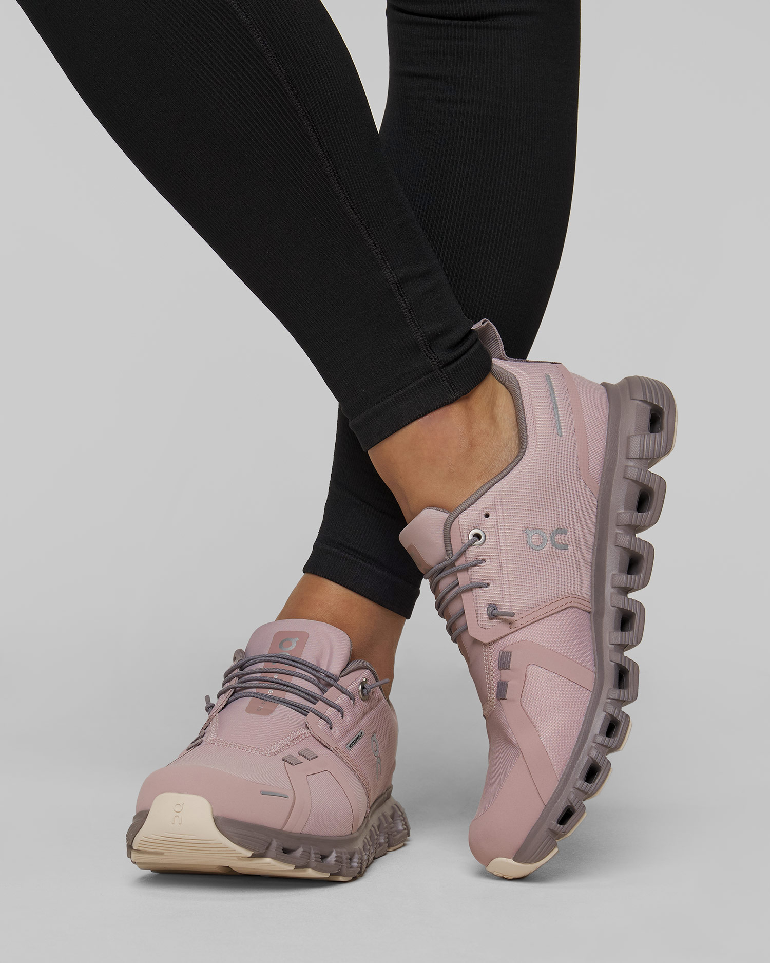 On Running Cloud 6 Waterproof Wasserdichte Damen-Sneaker