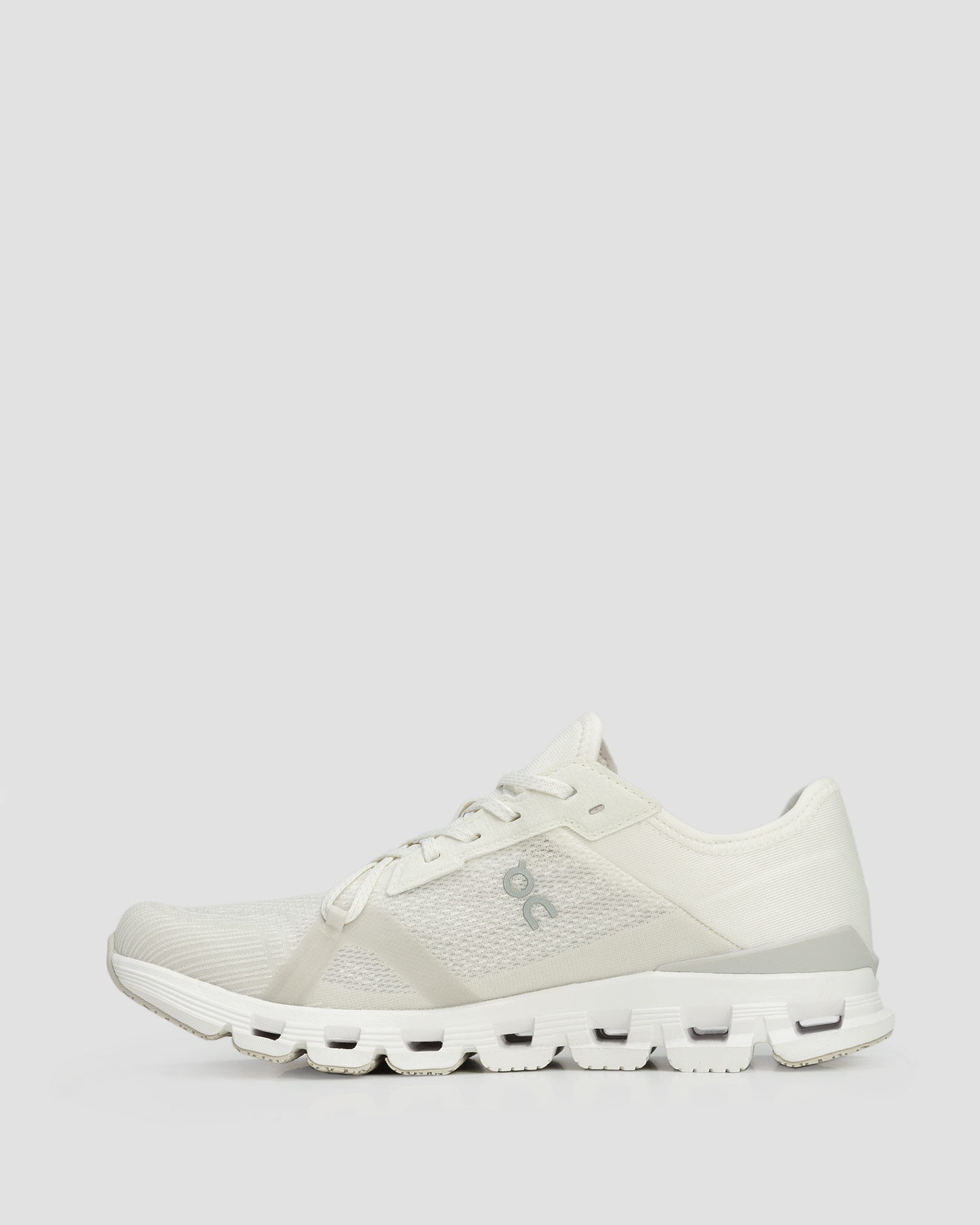 Women's sports shoes On Cloud X 4 AD