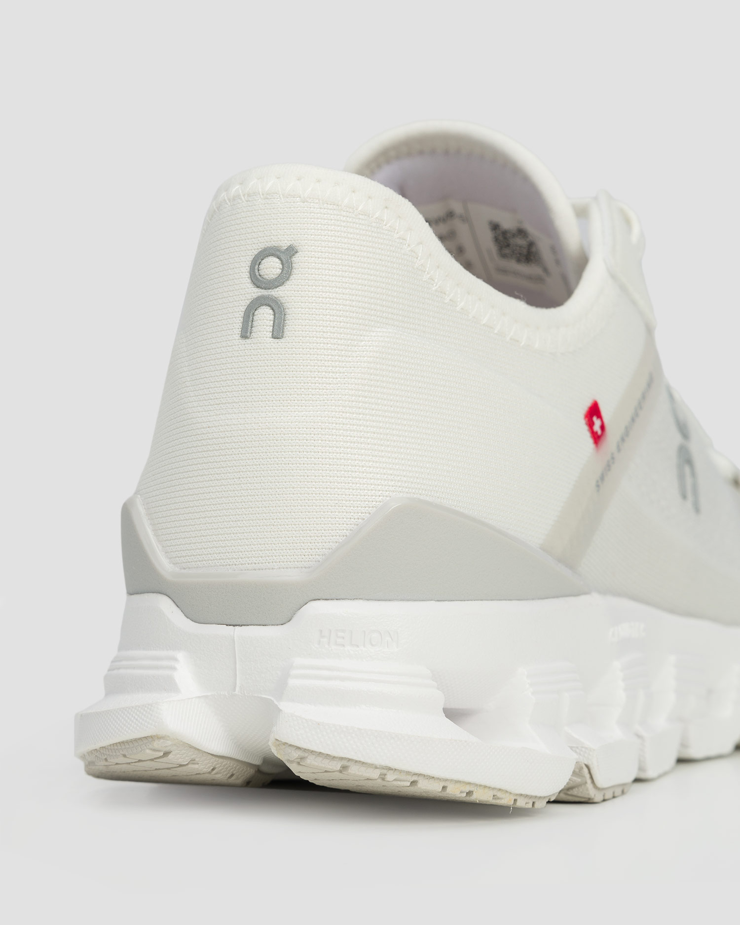 Women's sports shoes On Cloud X 4 AD