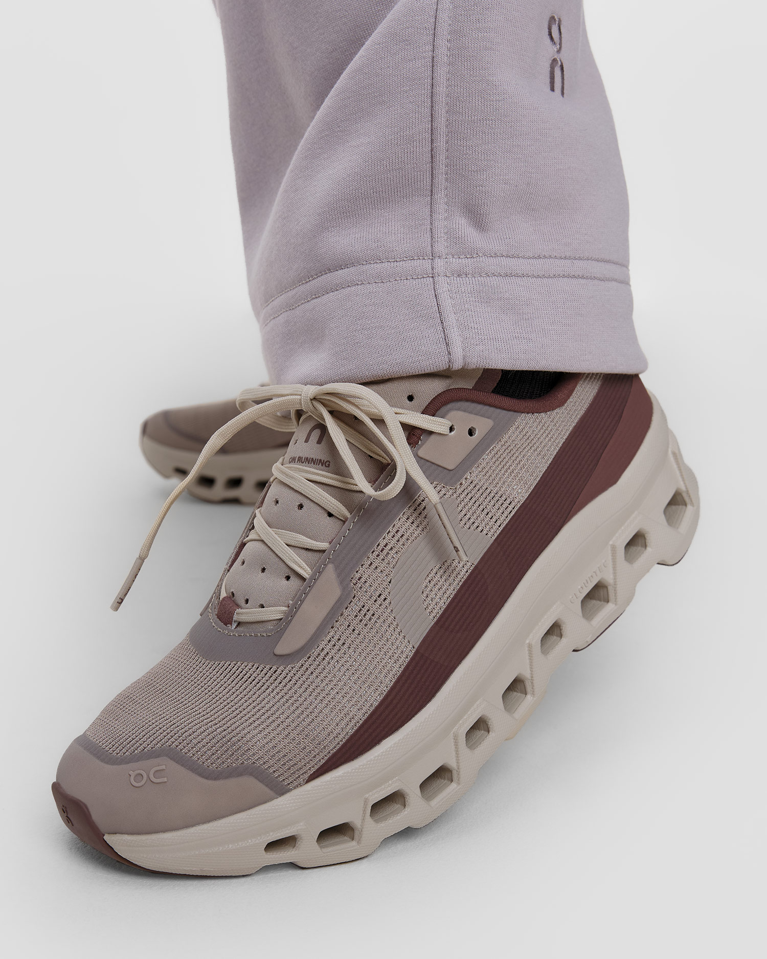 On Cloudmonster Void Damen-Sneaker