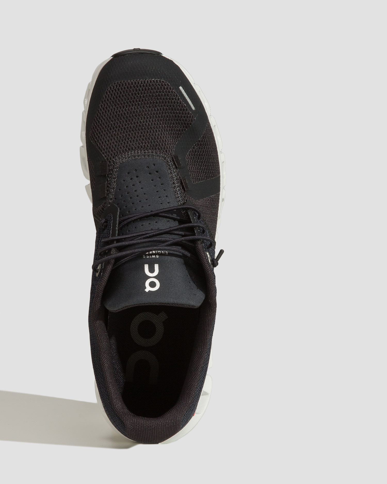 ON RUNNING Cloud 5. men’s trainers