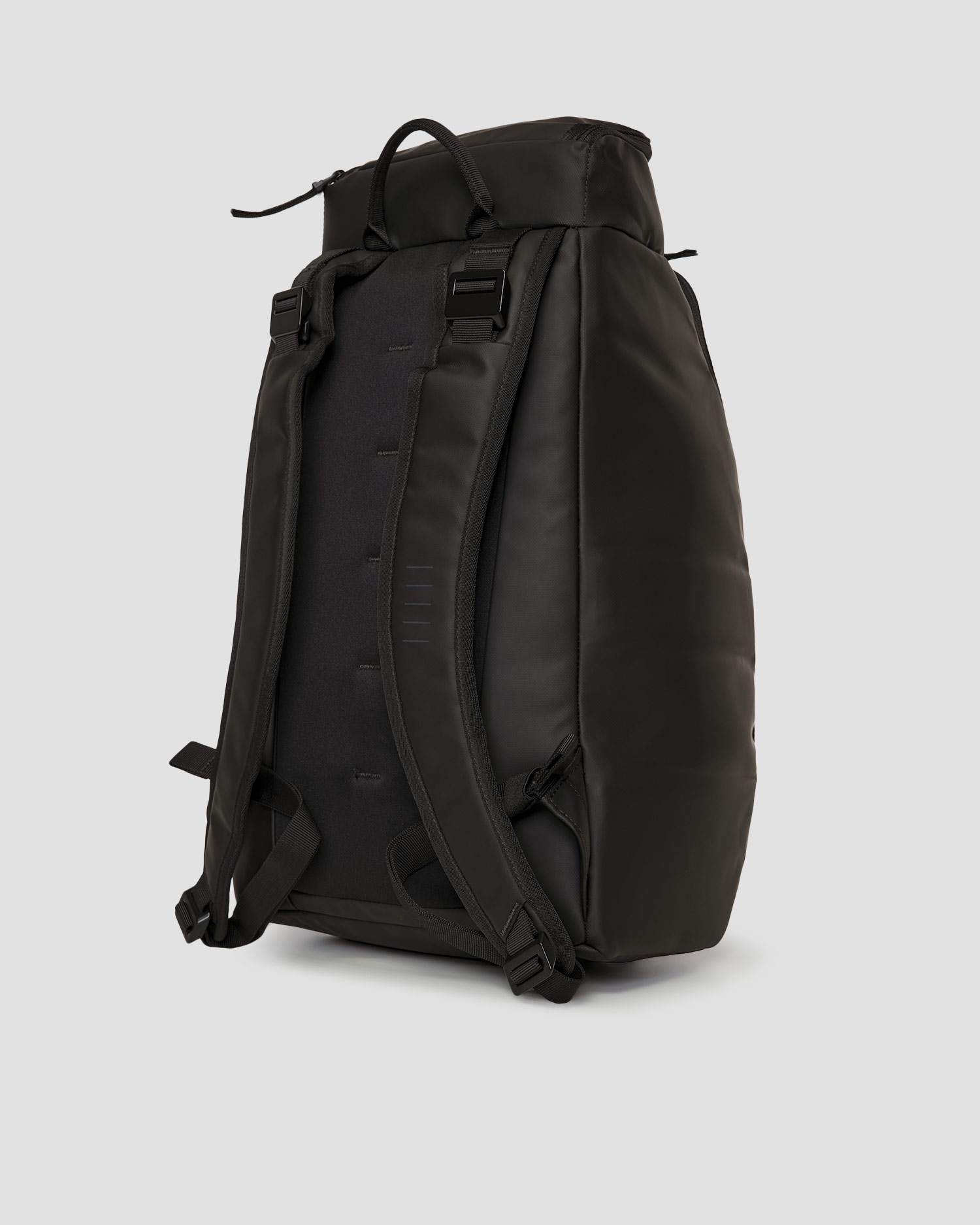 Batoh Db Hugger Backpack 20L