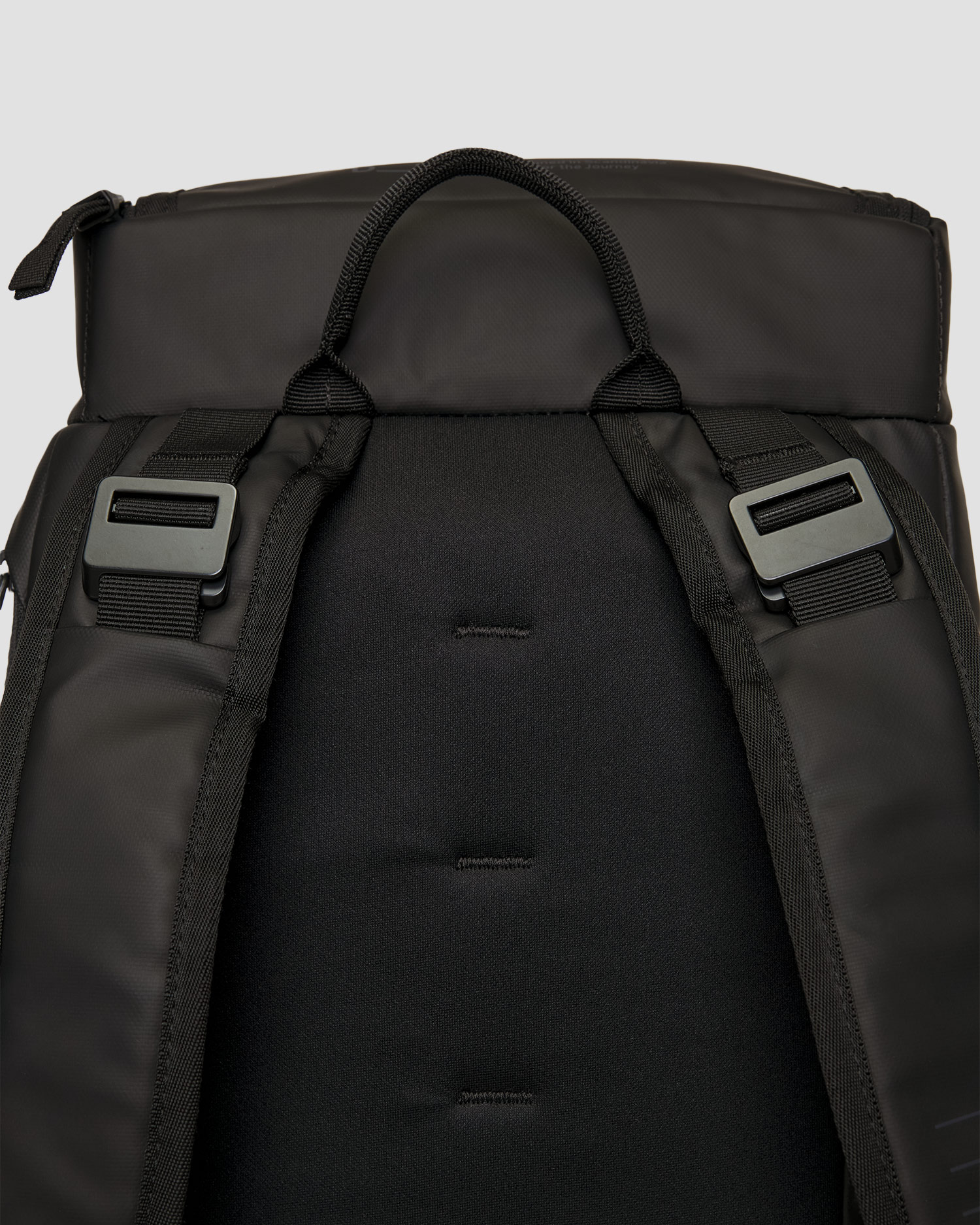 Batoh Db Hugger Backpack 25L