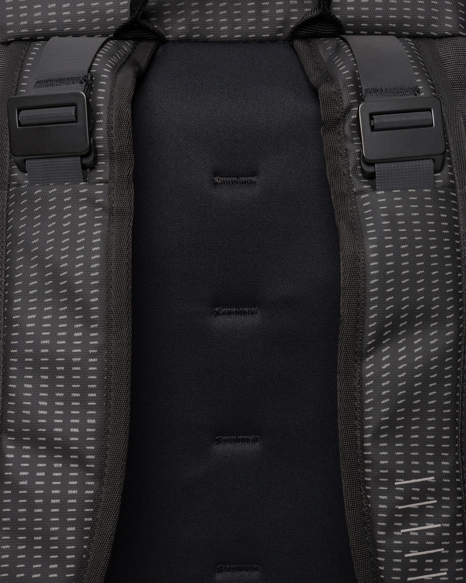 Plecak Db Hugger Backpack 25L