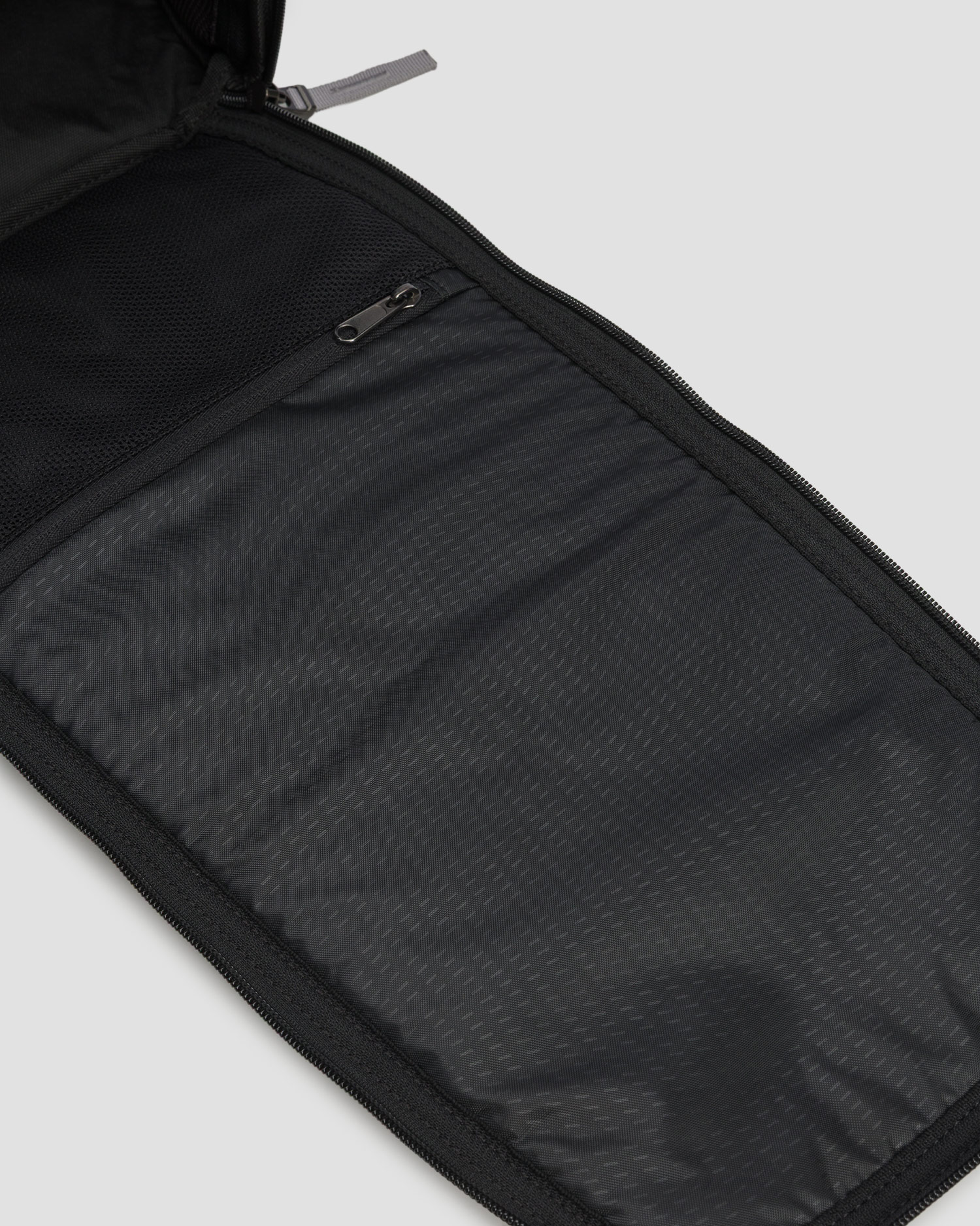 Batoh Db Hugger Backpack 25L