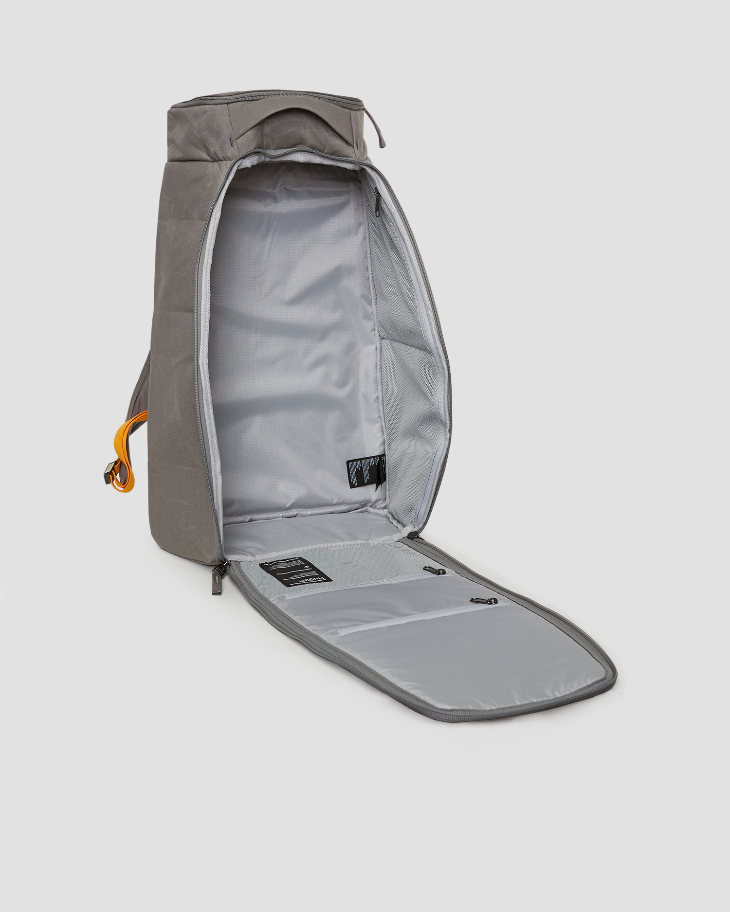 Batoh Db Hugger Backpack 25L