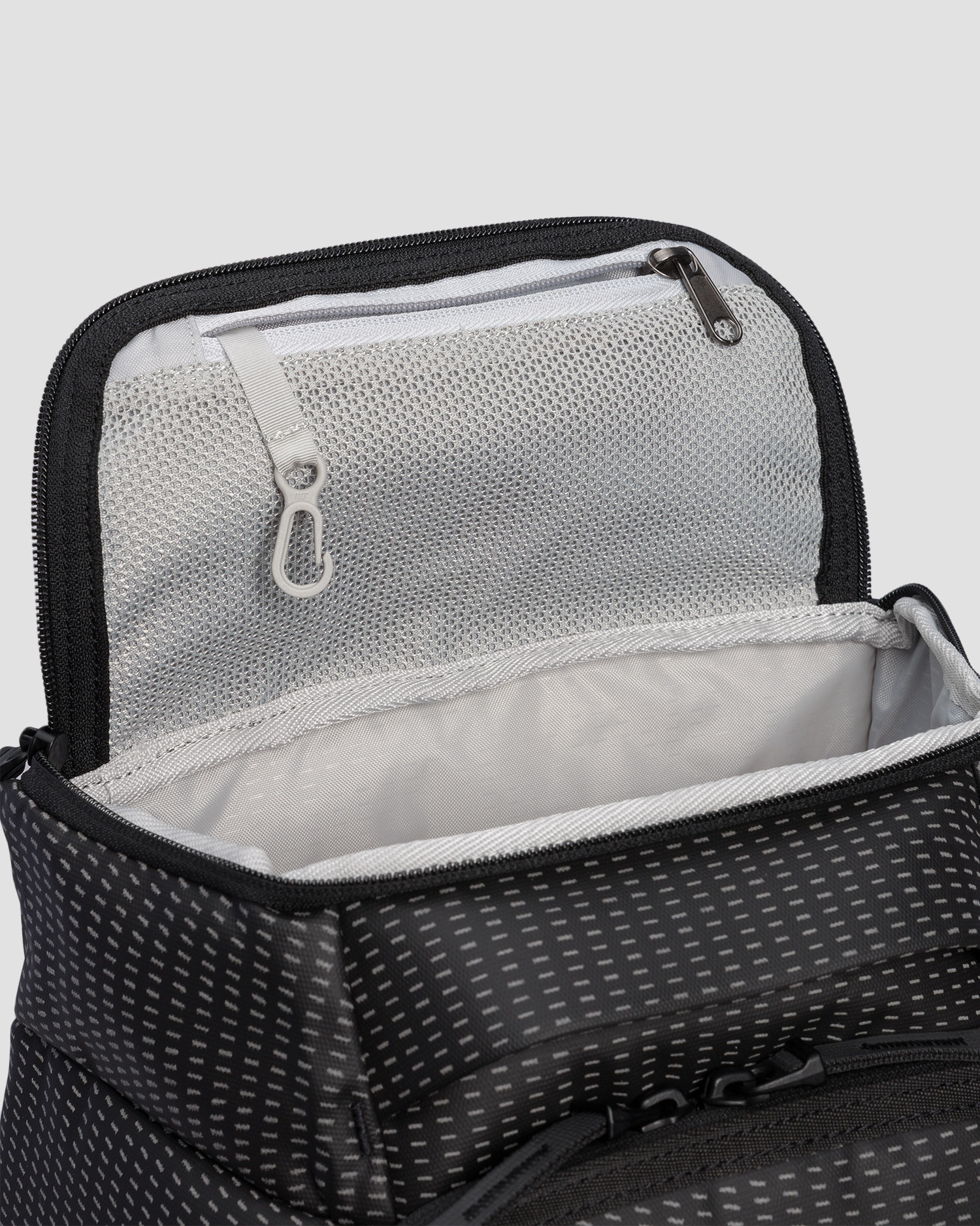 Plecak Db Hugger Backpack 30L