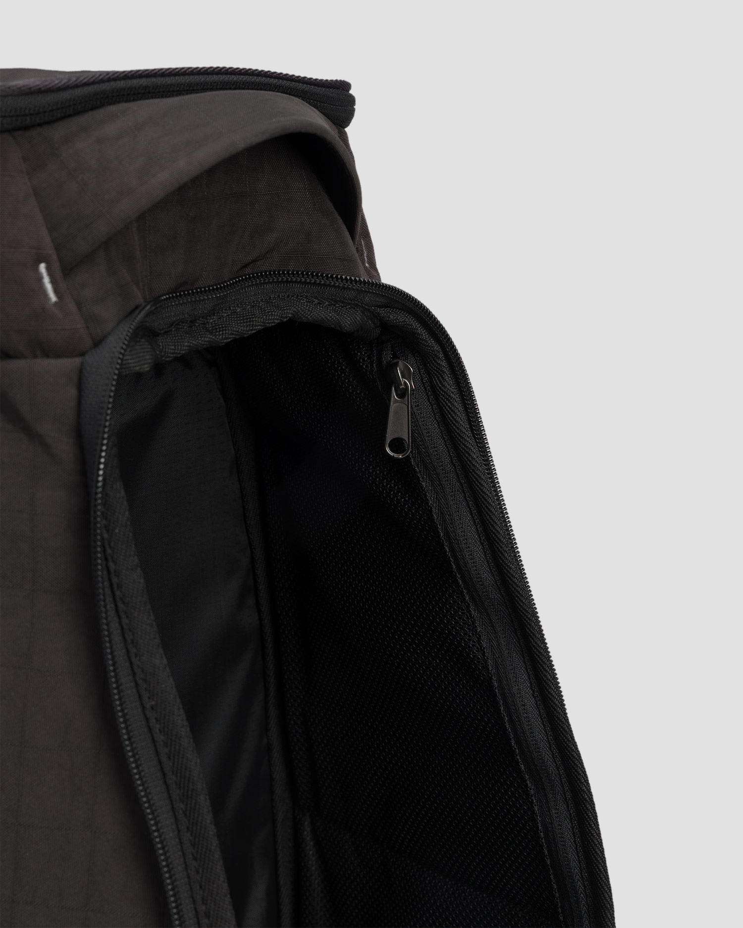Batoh Db Hugger Backpack 30L