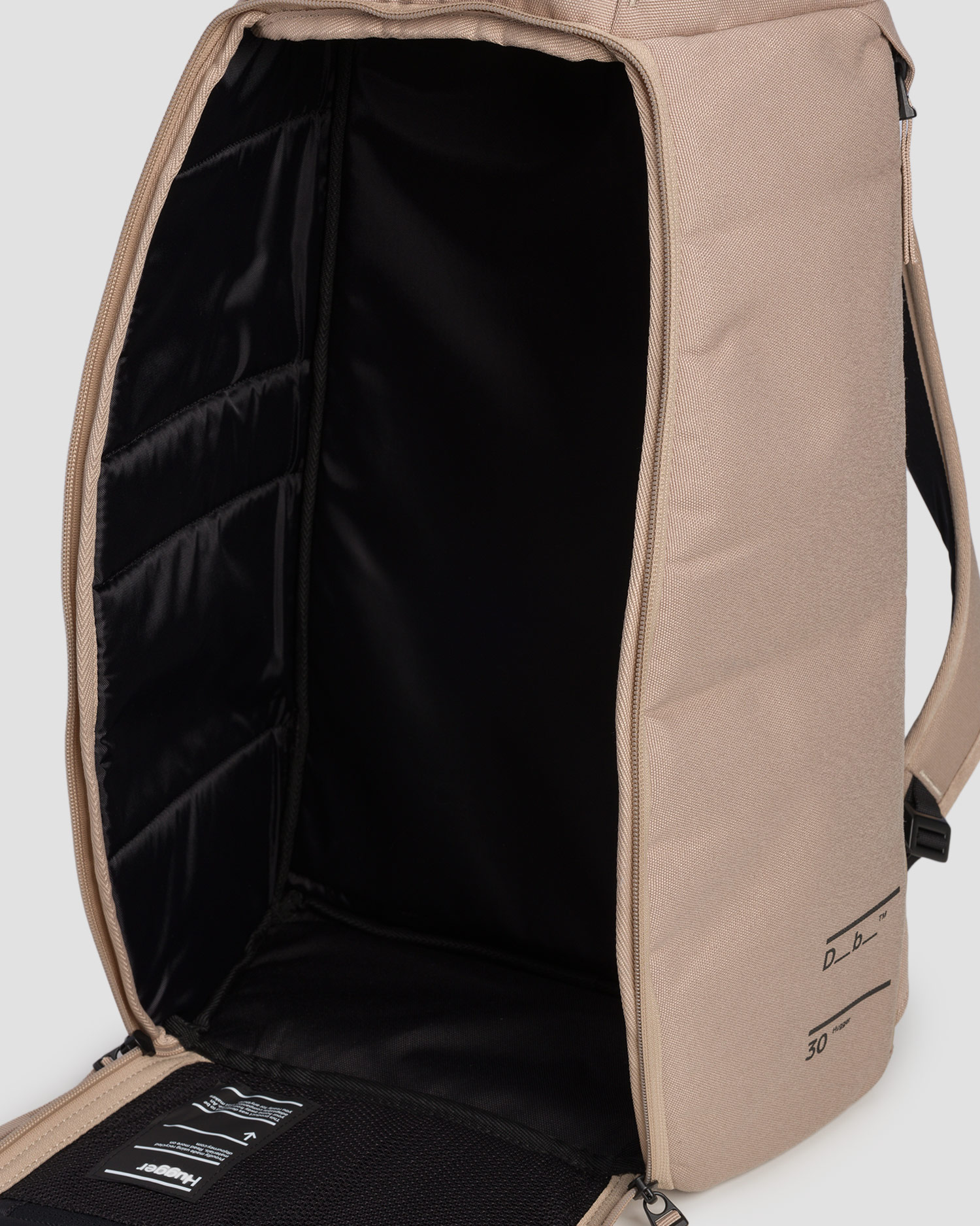 Batoh Db Hugger Backpack 30L