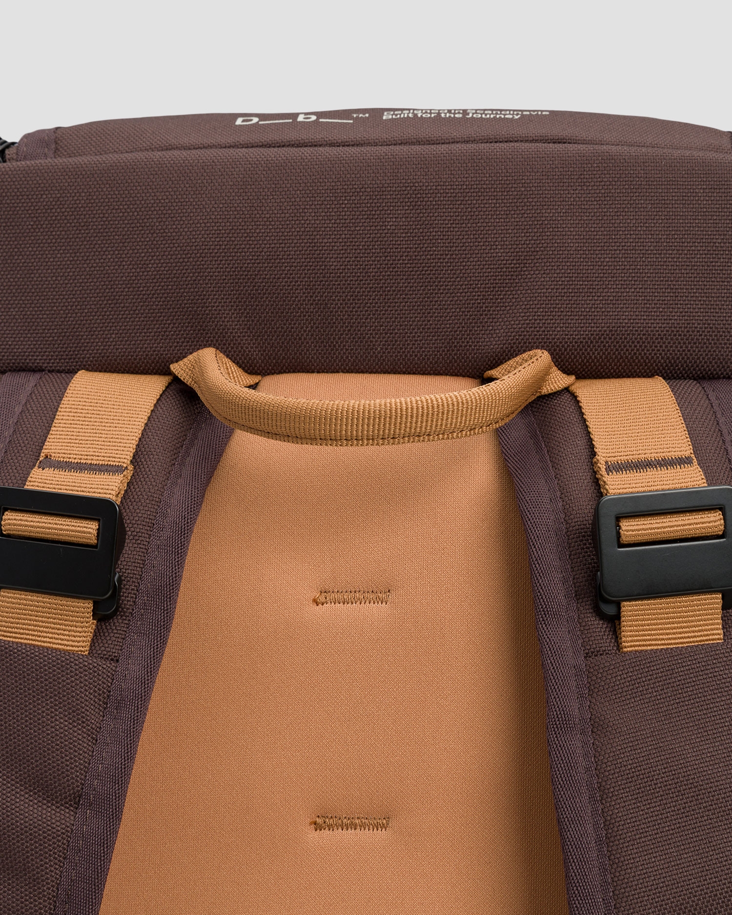 Batoh Db Hugger Backpack 30L