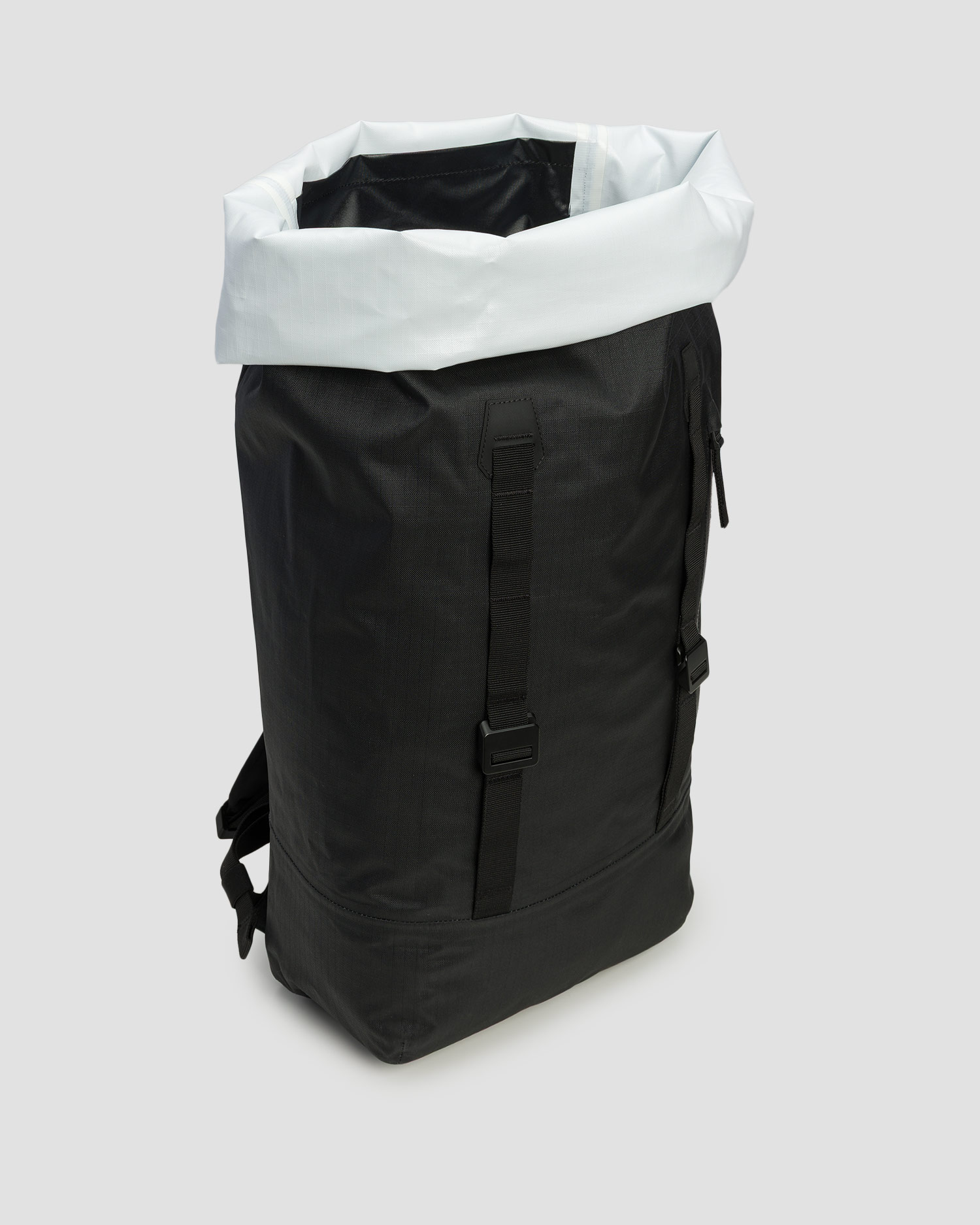 Douchebag Essential Rolltop Backpack 32L black