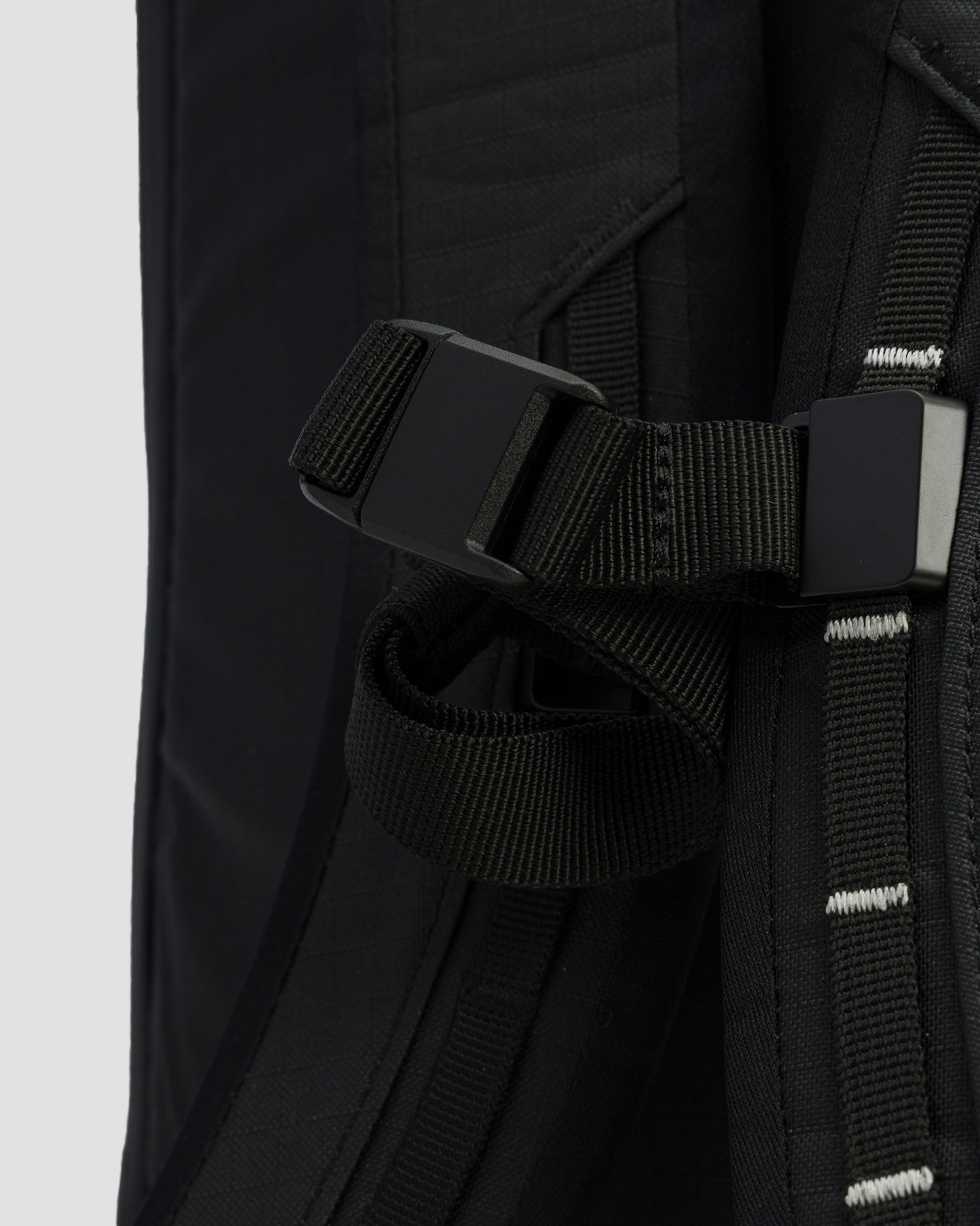 Douchebag Essential Rolltop Backpack 32L black