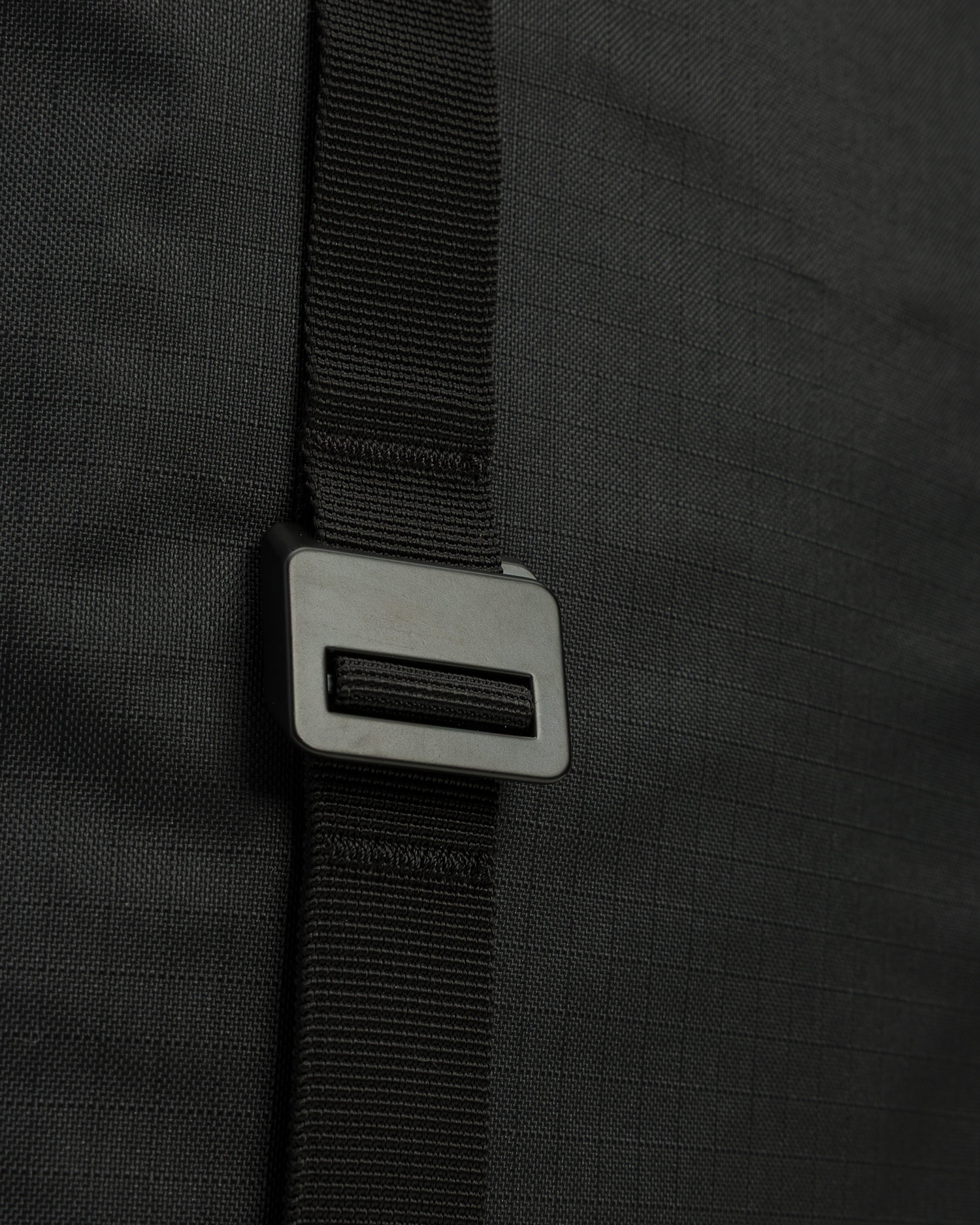 Douchebag Essential Rolltop Backpack 32L black