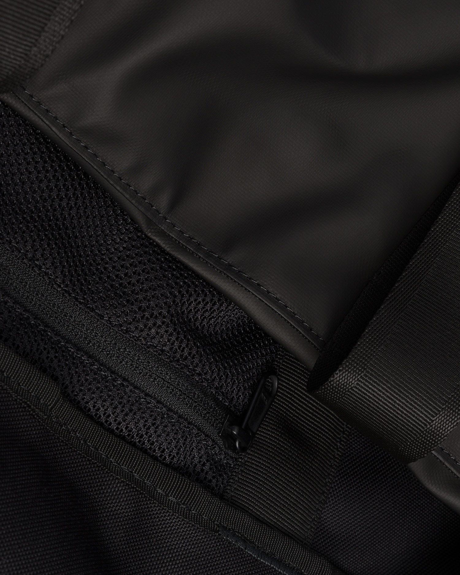 Taška Db Essential Weekender 40L