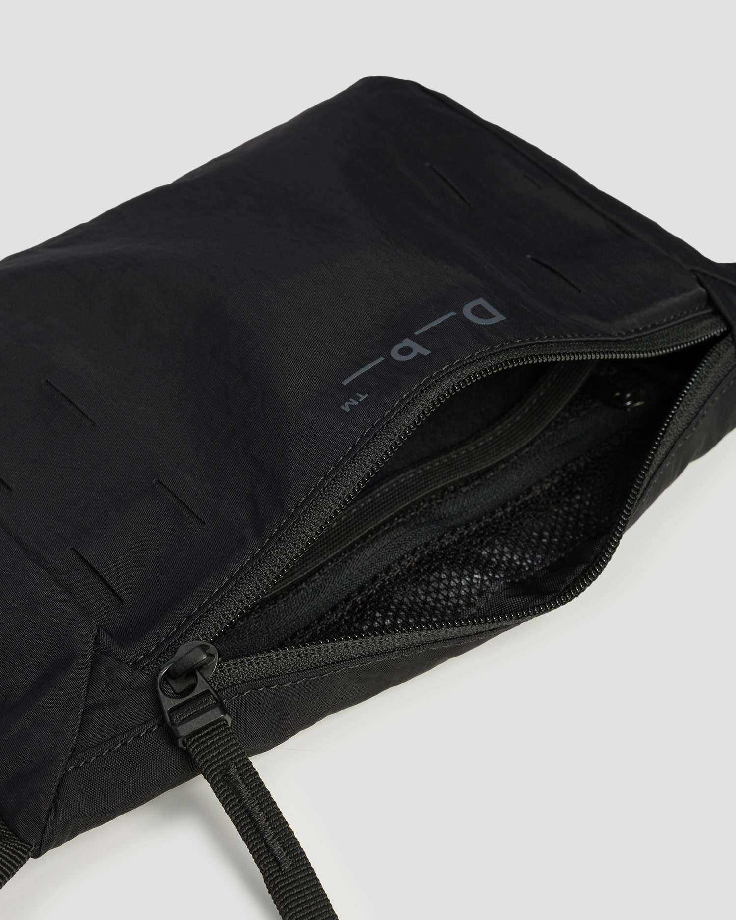 Nerka Db Freya Fanny Pack M 1L