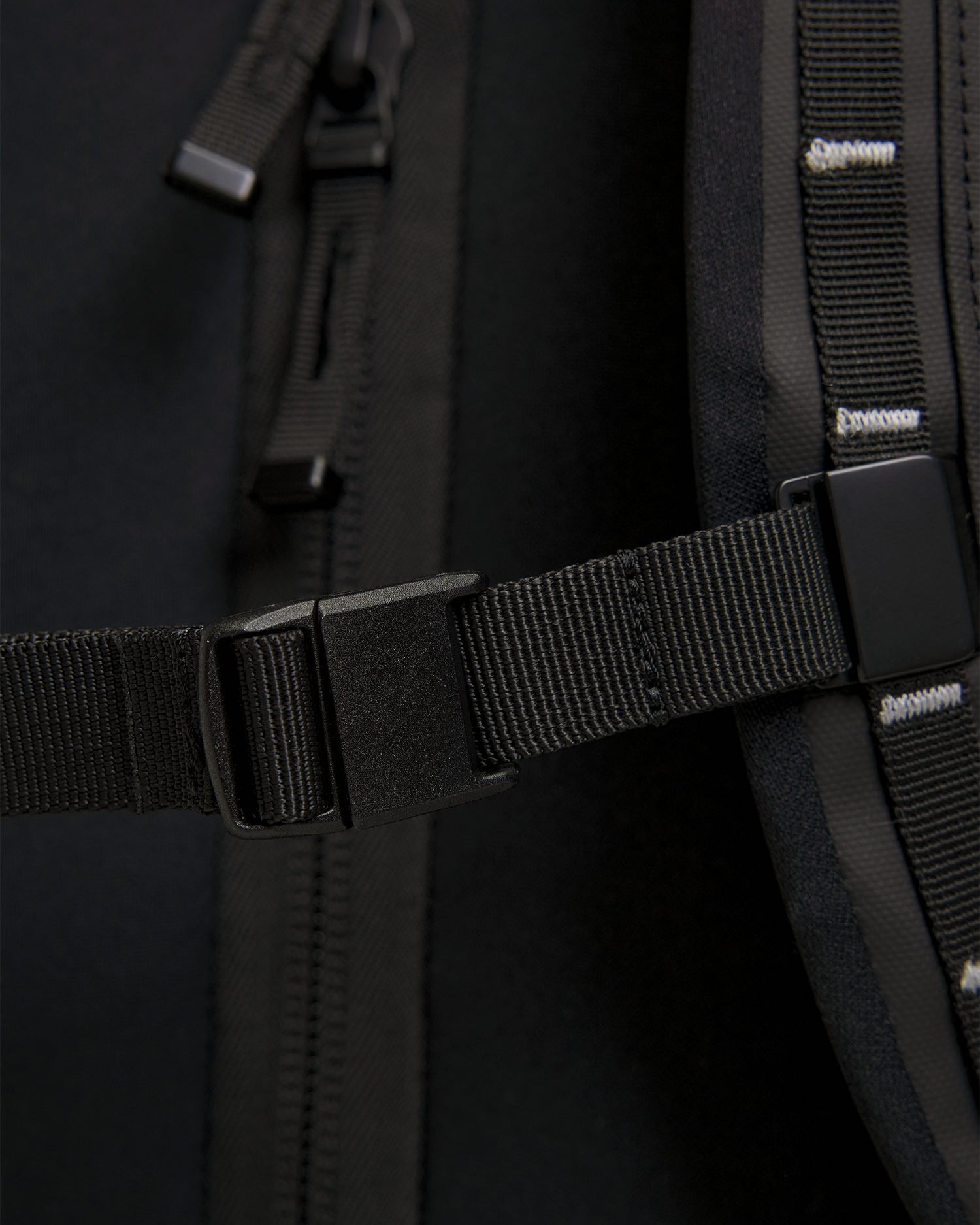 Geantă de călătorie 2 în 1 Db Roamer Pro Split Duffel 70L