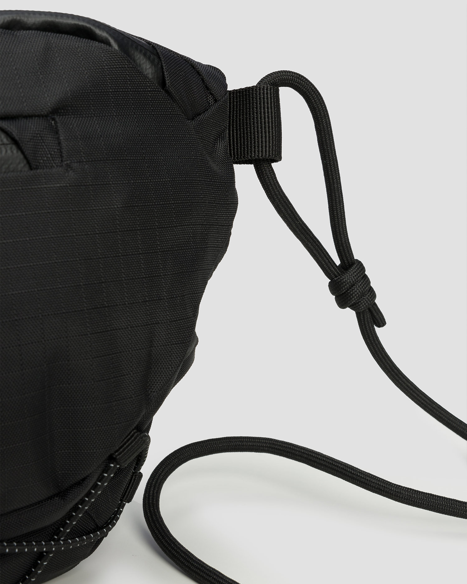 Torba na ramię Db Roamer Pro Sling Bag 6L