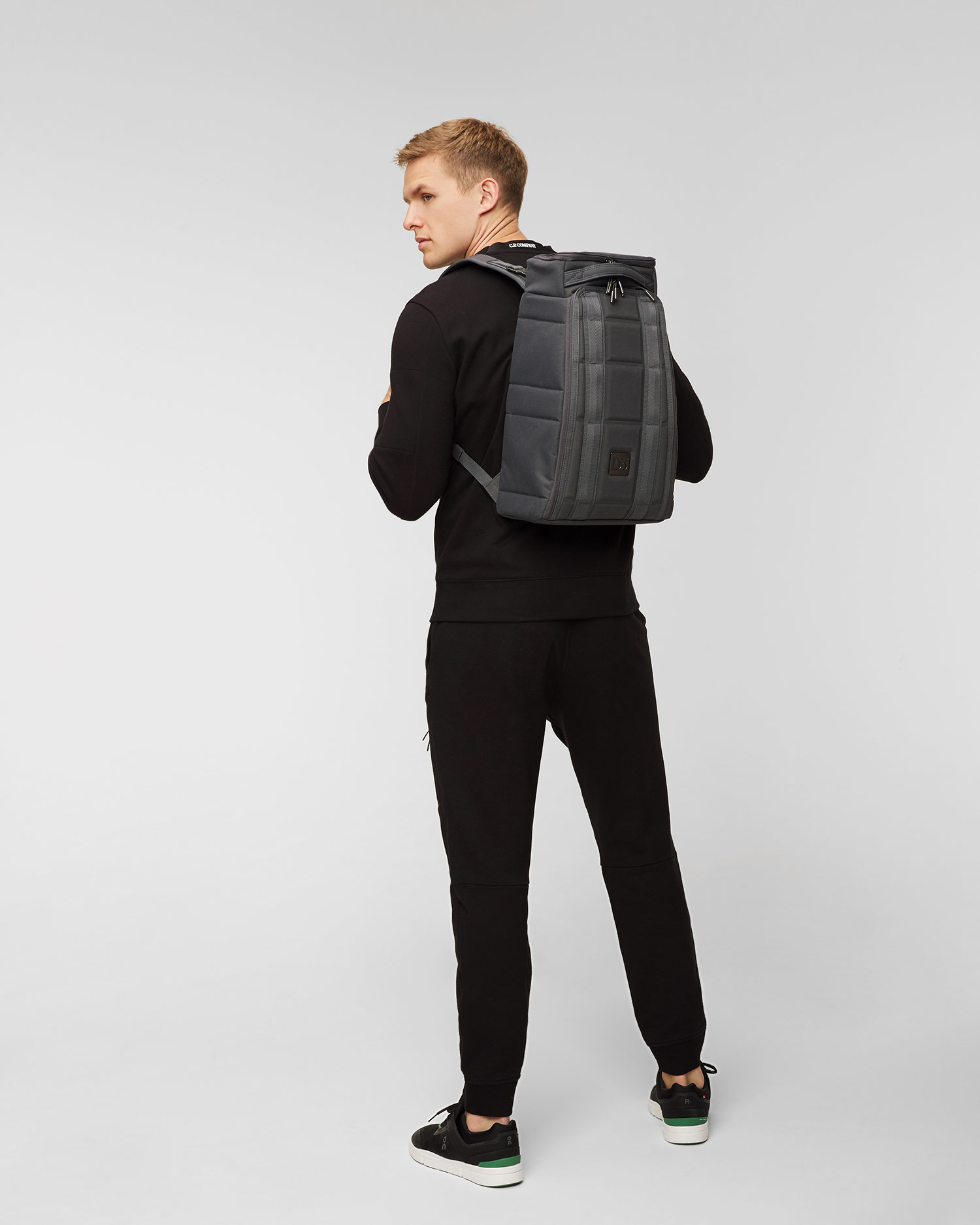 Db HUGGER BACKPACK 20L