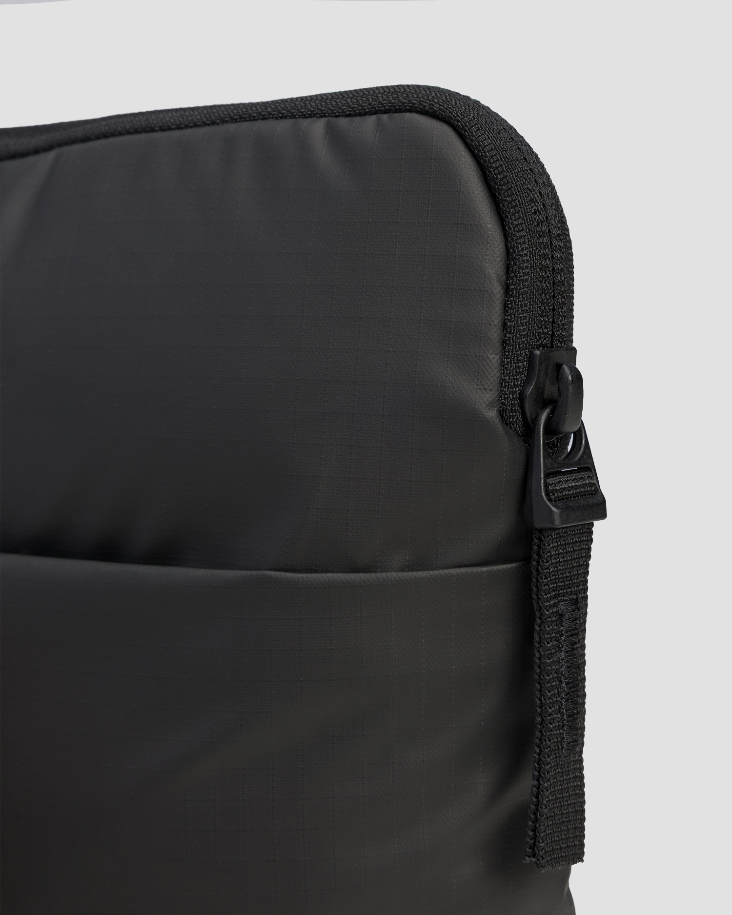 Torba na laptopa 14'' Db Ramverk Laptop Sleeve czarna