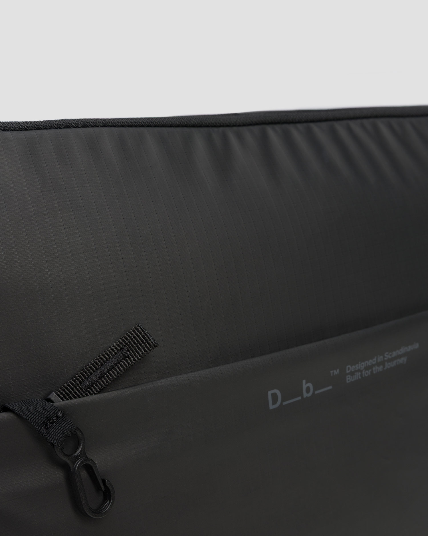 Torba na laptopa 16'' Db Ramverk Laptop Sleeve czarna