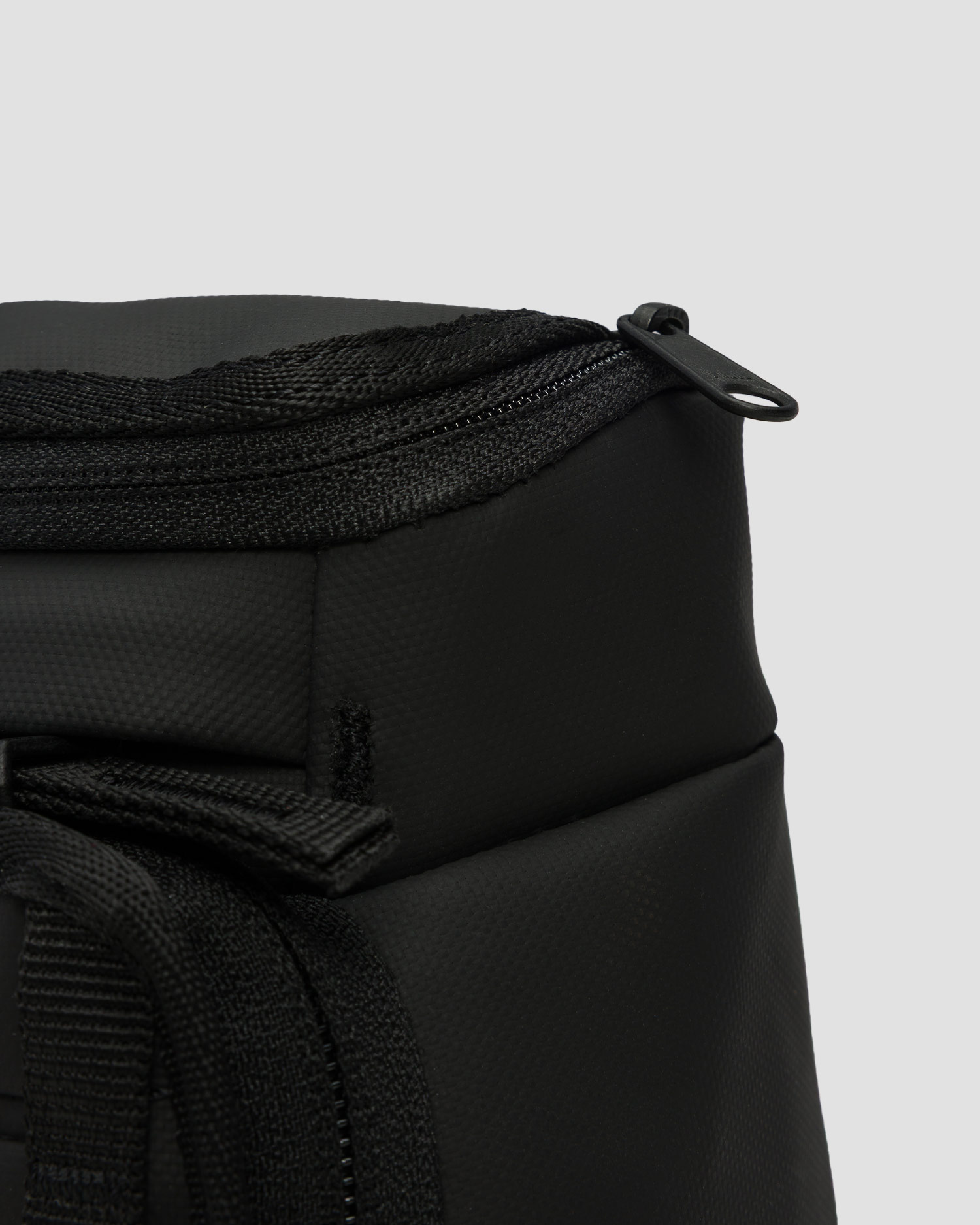 Kosmetyczka Db Hugger Washbag czarna