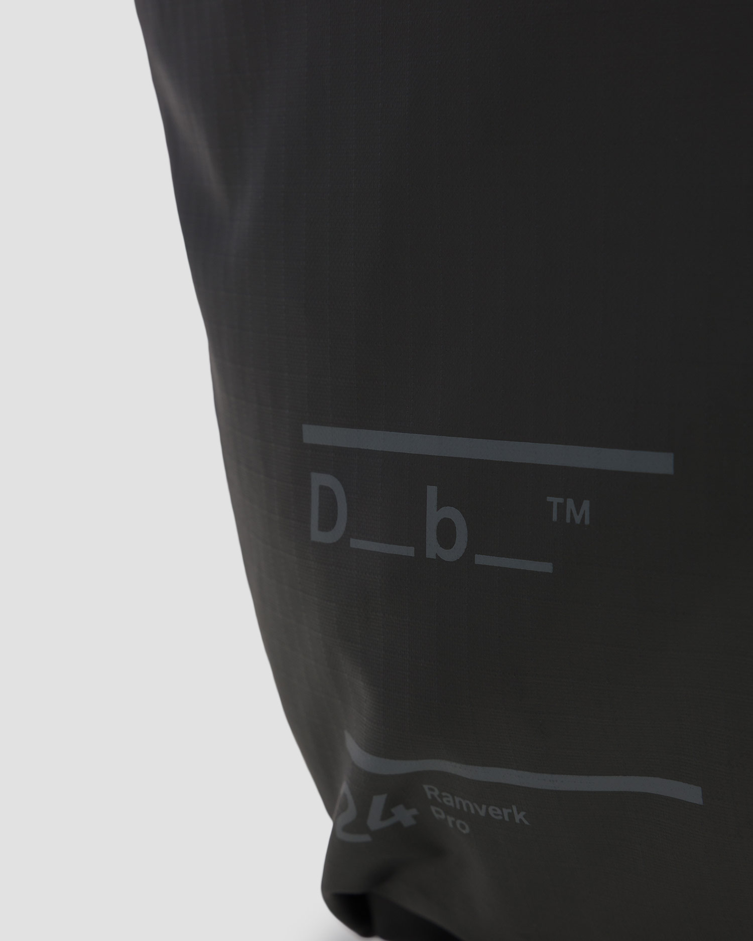 Taška Db Ramverk Pro Sling Bag 24L