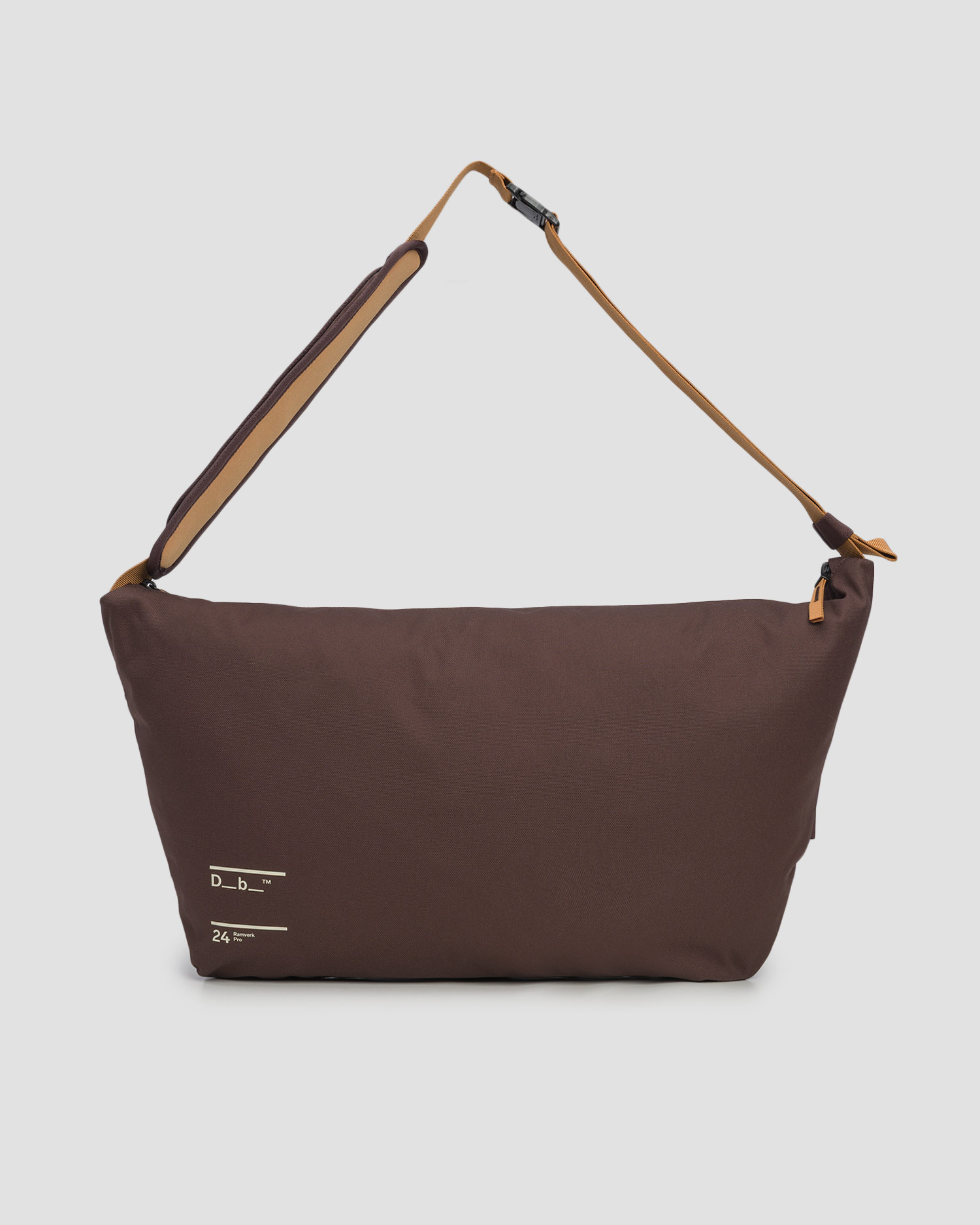 Taška Db Ramverk Pro Sling Bag 24L