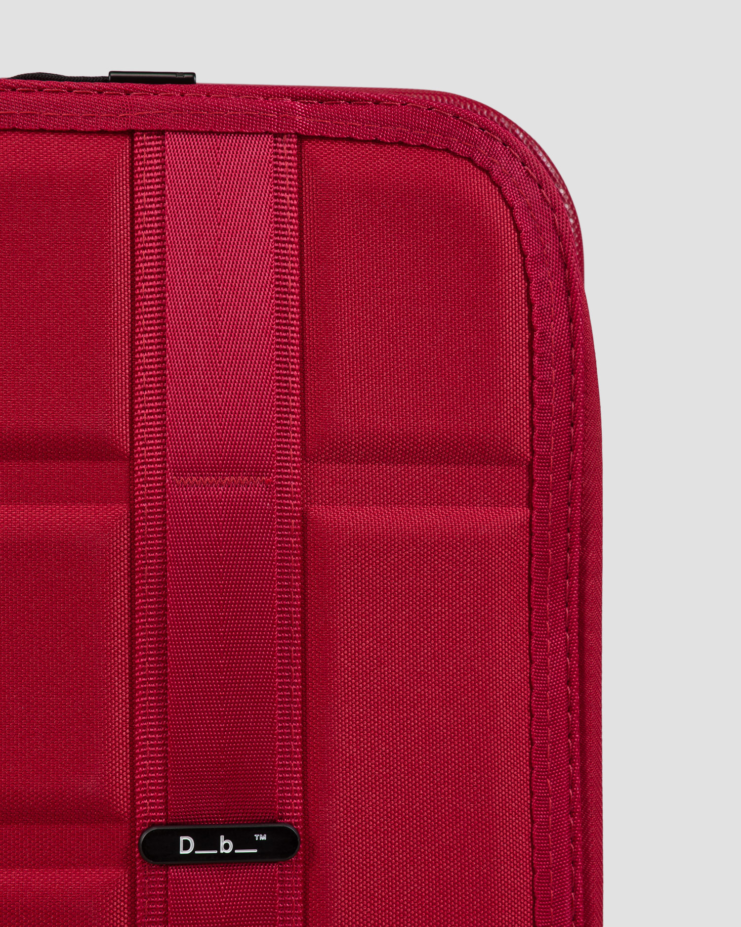 Walizka kabinowa na kółkach Db Ramverk Front-access Carry-on 38L