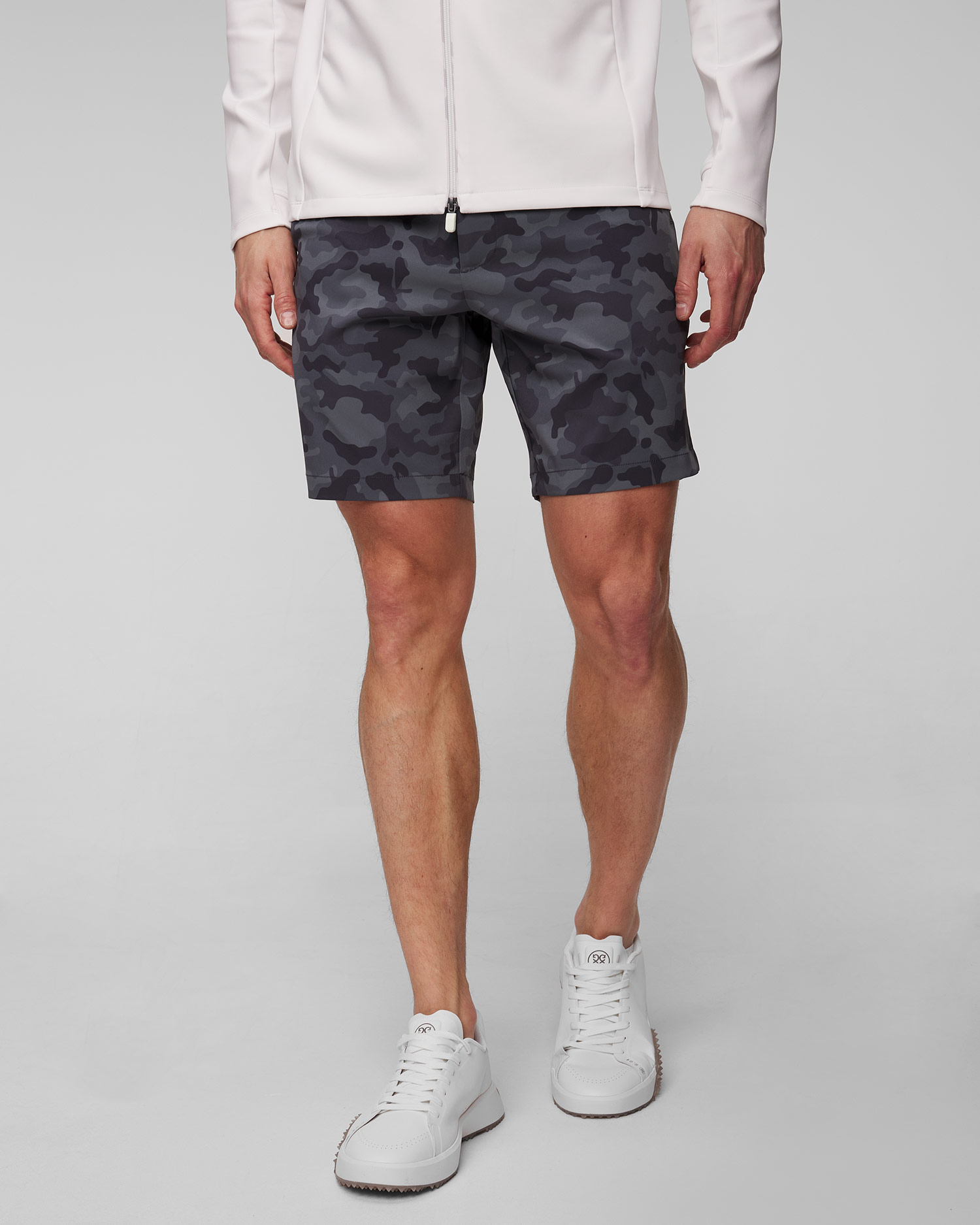G/Fore Maverick Hybrid Herrenshorts mit Camouflage-Muster in Grau