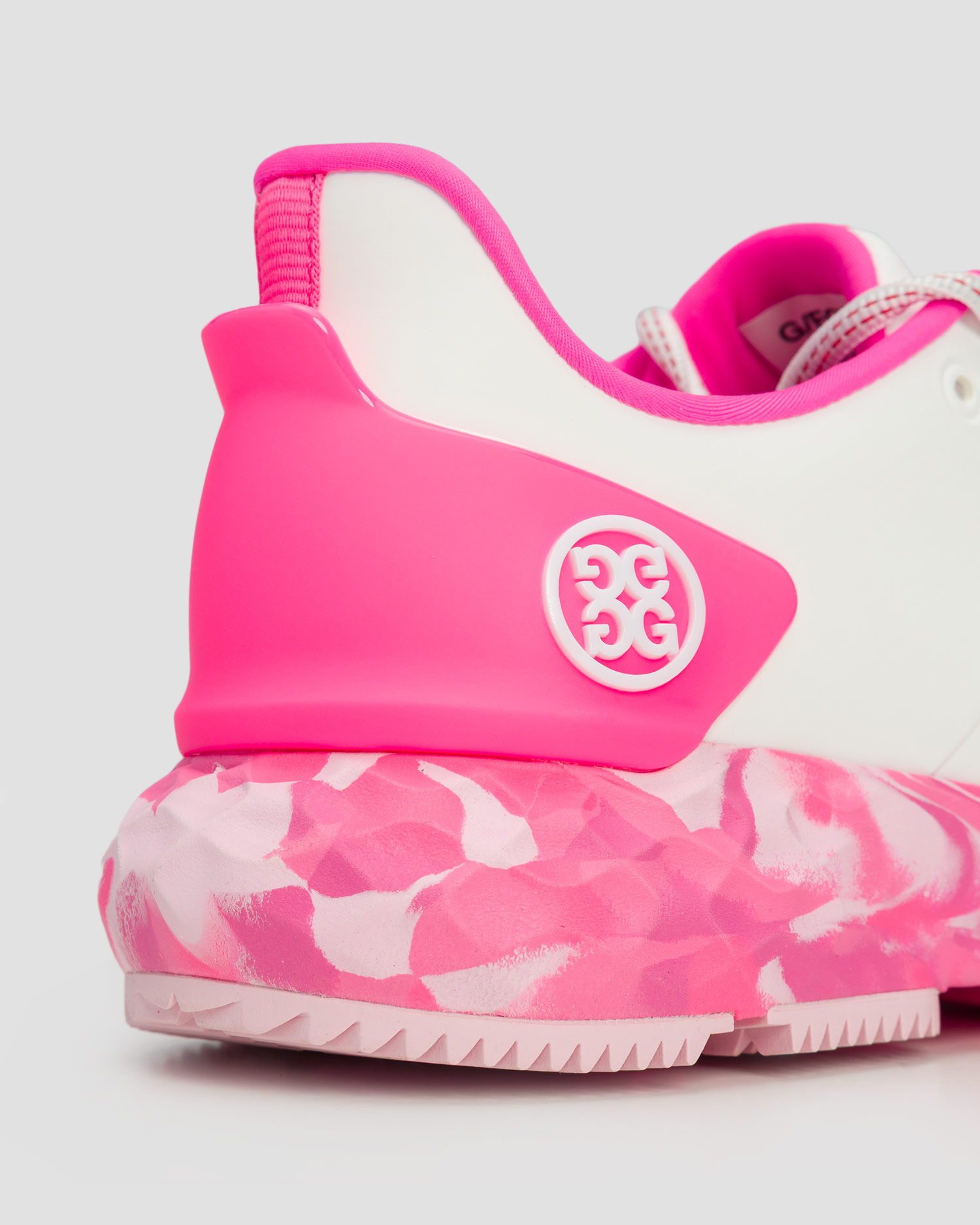 Women's golf shoes G/Fore Mg4+ Camo Sole TPU Golf white-pink