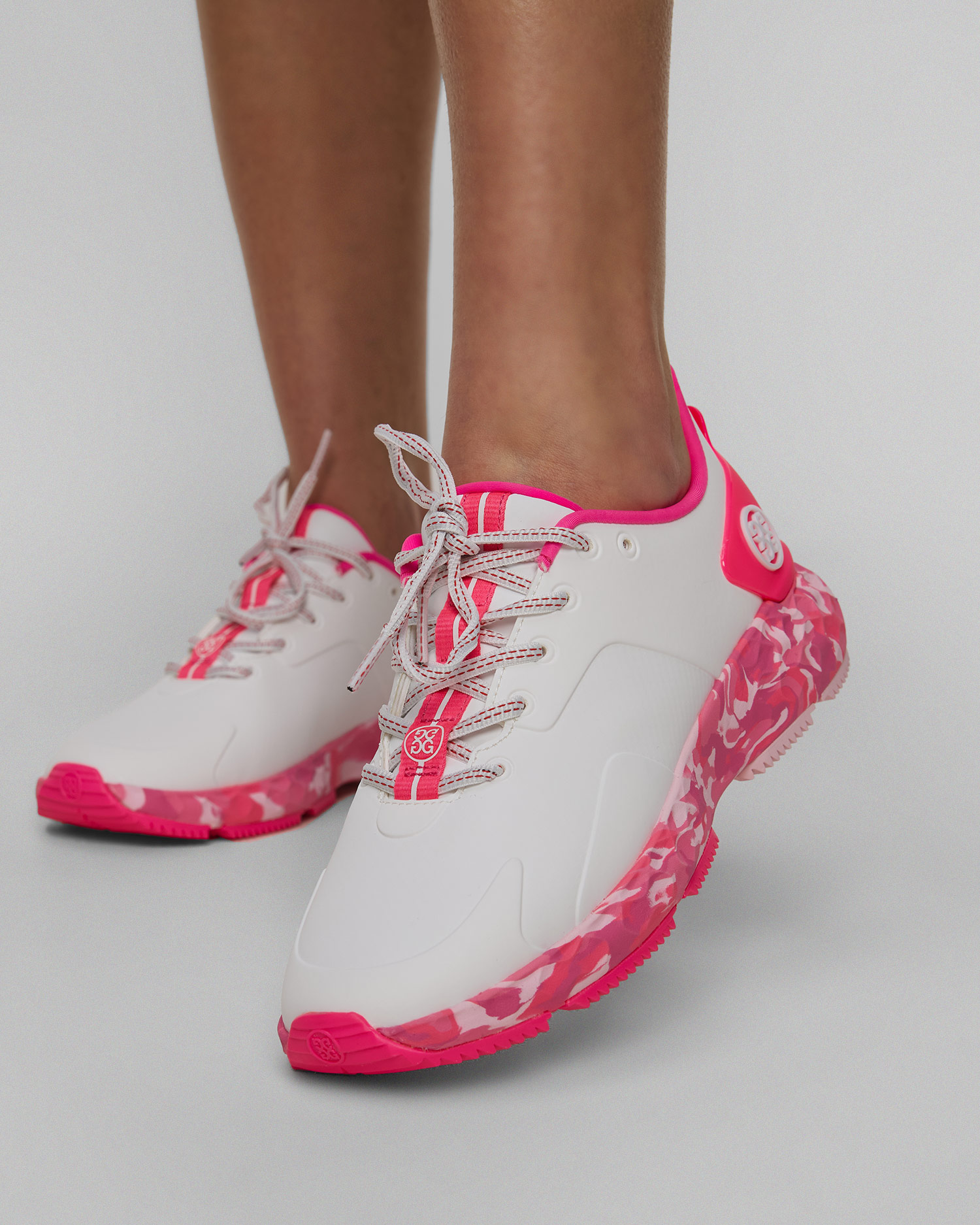 Women's golf shoes G/Fore Mg4+ Camo Sole TPU Golf white-pink