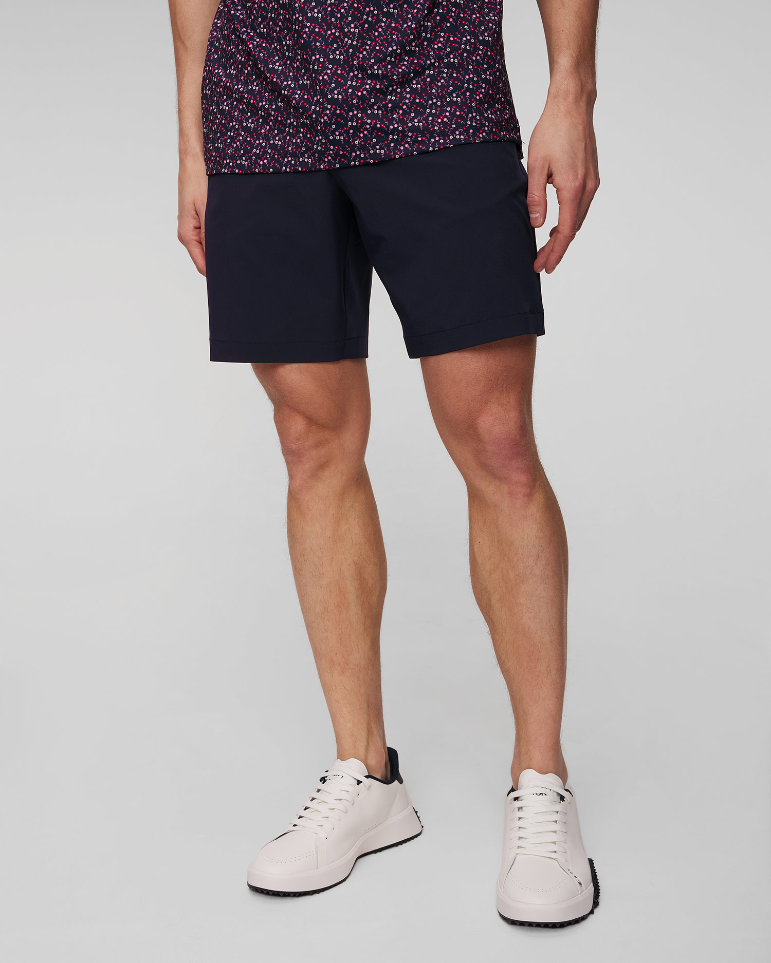 G/Fore Maverick Hybrid Herrenshorts in Marineblau