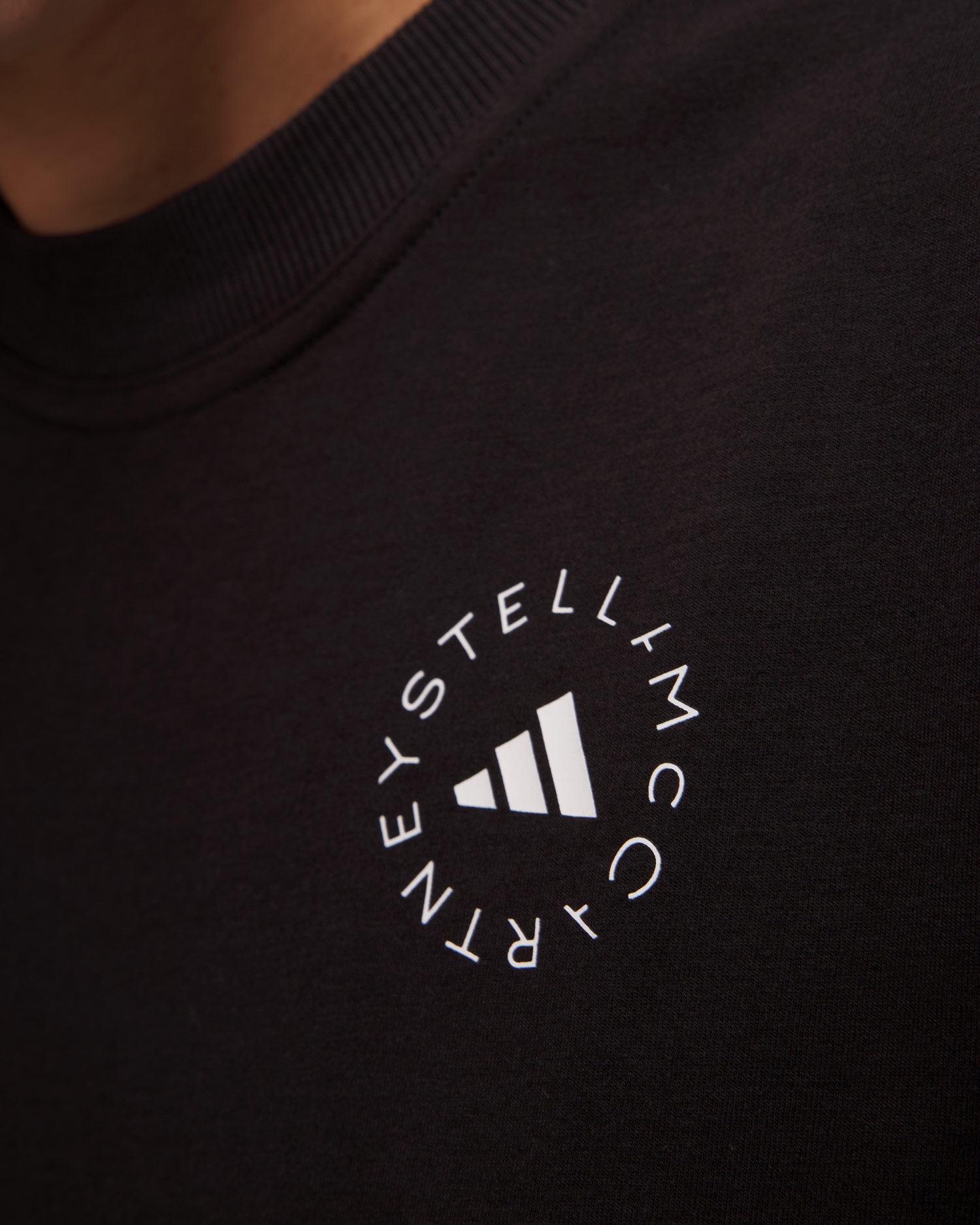 Tricou negru pentru femei Adidas by Stella McCartney