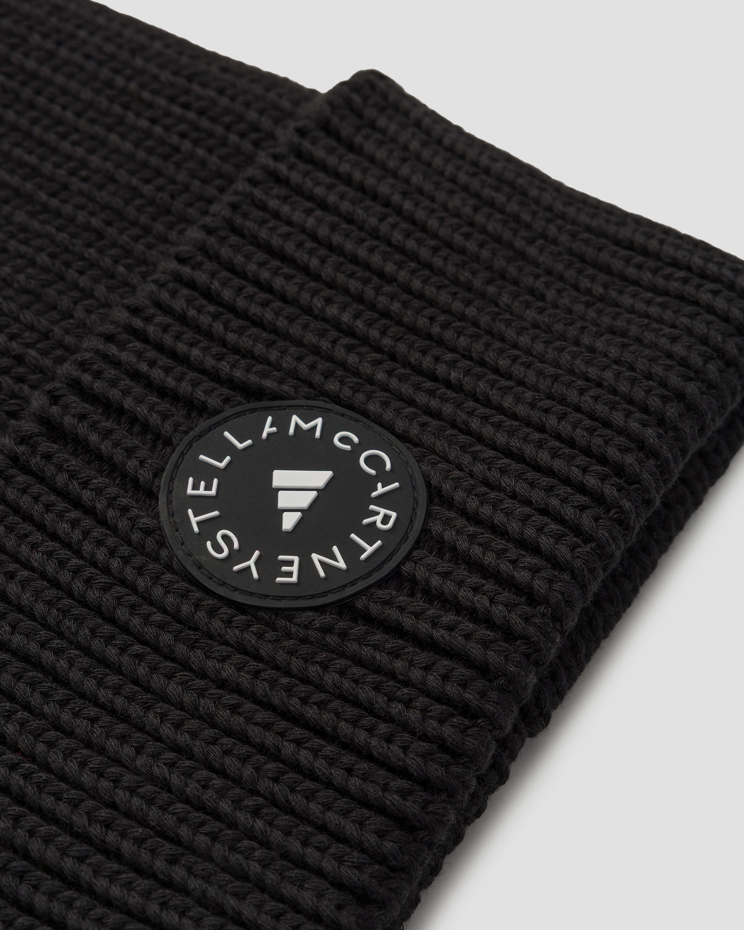 Adidas by Stella McCartney Beanie Damenmütze in Schwarz