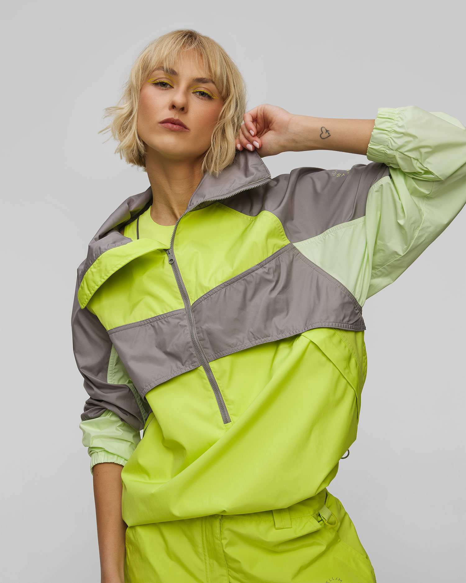 Dámska vetrovka Adidas by Stella McCartney TrueNature