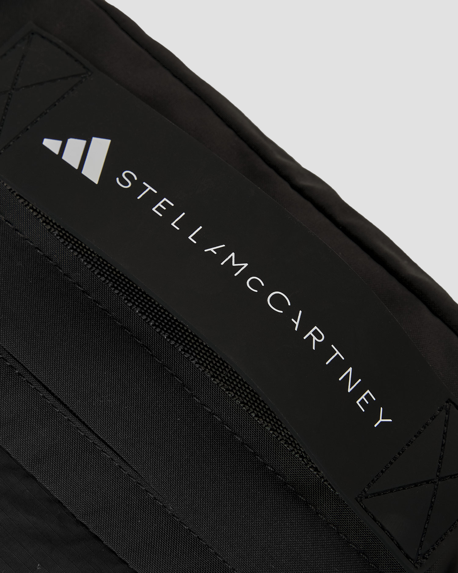 Dámska ľadvinka Adidas by Stella McCartney Multi 2in1 9L čierna