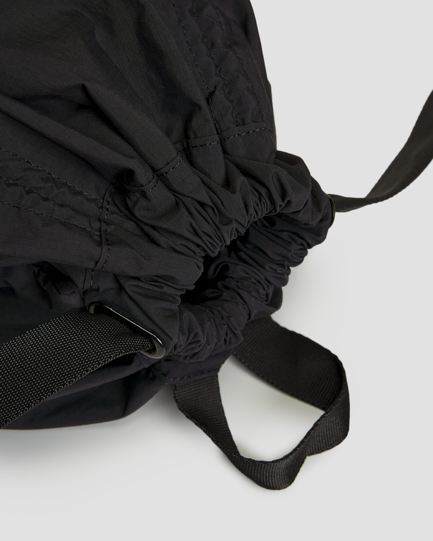 Dámska taška Adidas by Stella McCartney Gymsack 25L čierna