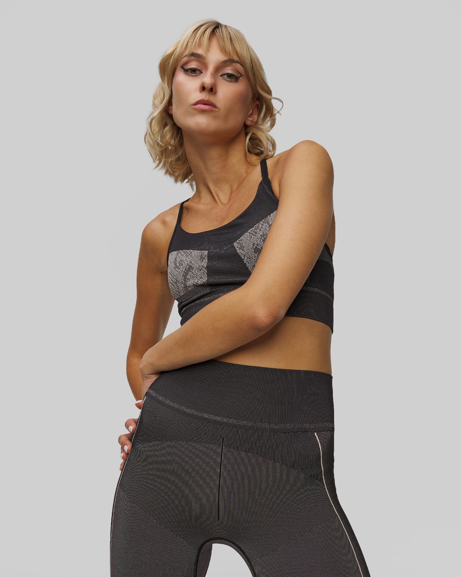 Czarny stanik damski Adidas by Stella McCartney TrueStrength