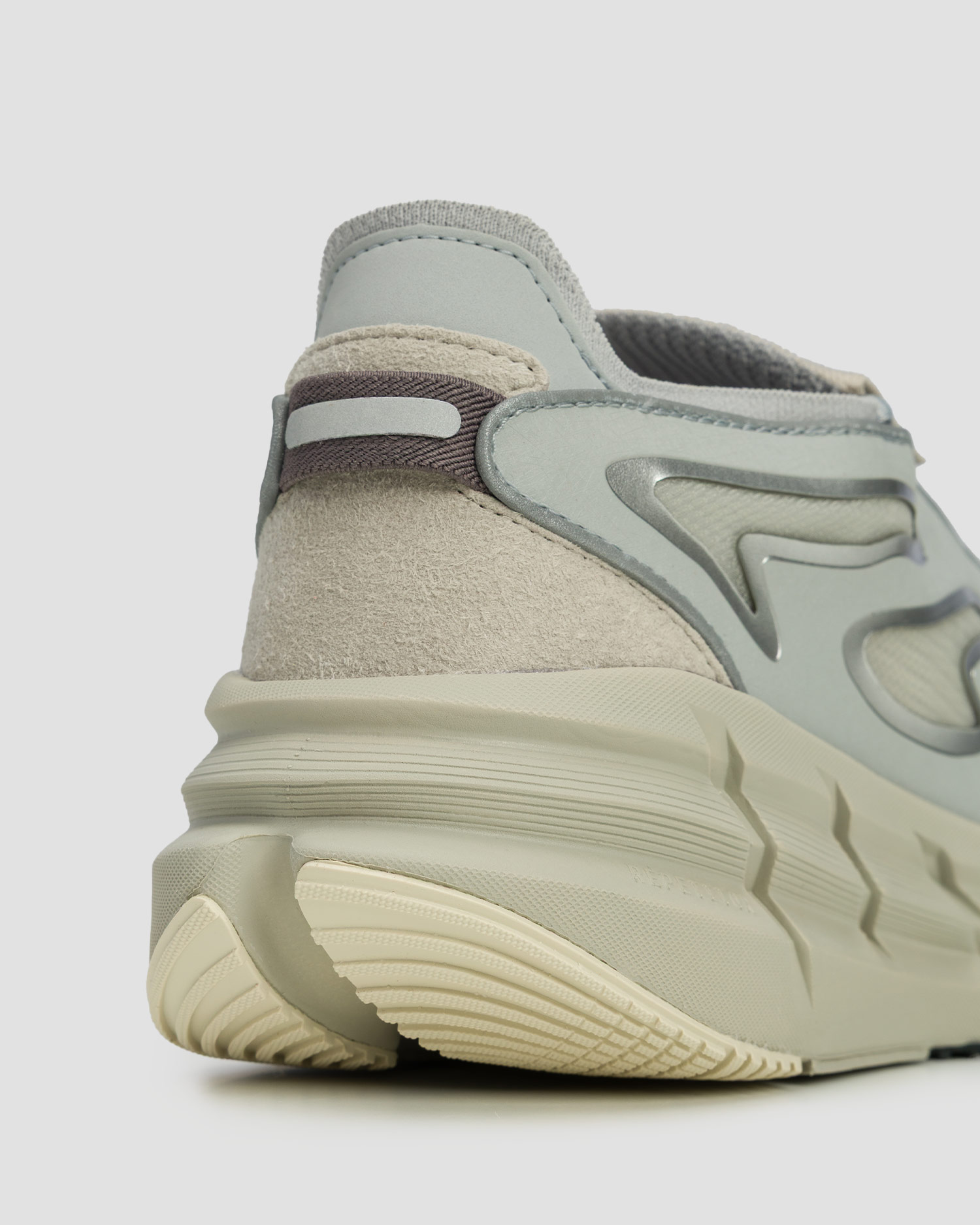 Buty damskie Adidas by Stella McCartney Adistar