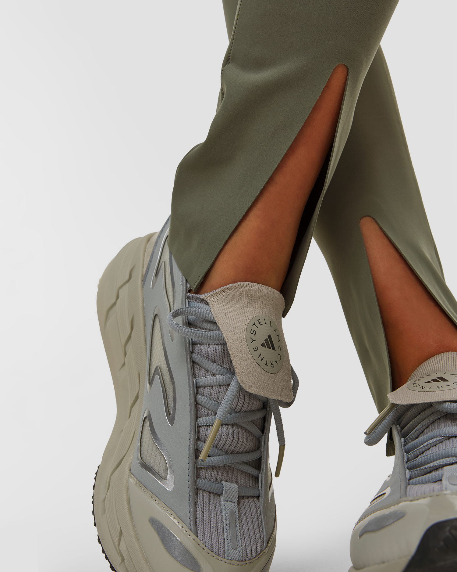 Leginsy damskie Adidas by Stella McCartney khaki