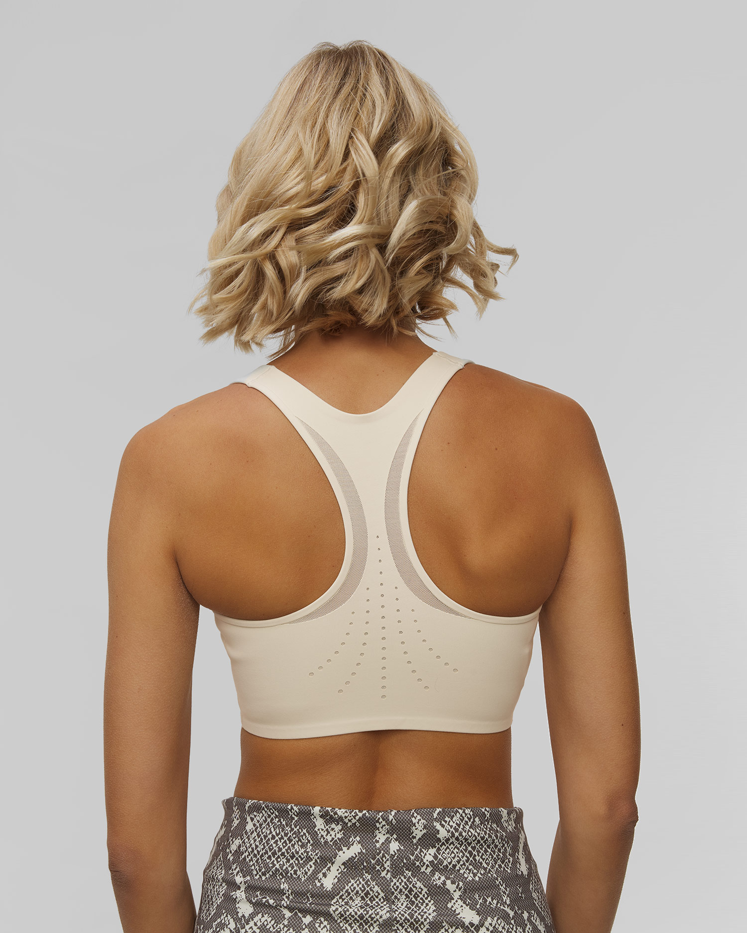 Sutien bej sport pentru femei Adidas by Stella McCartney Truepace