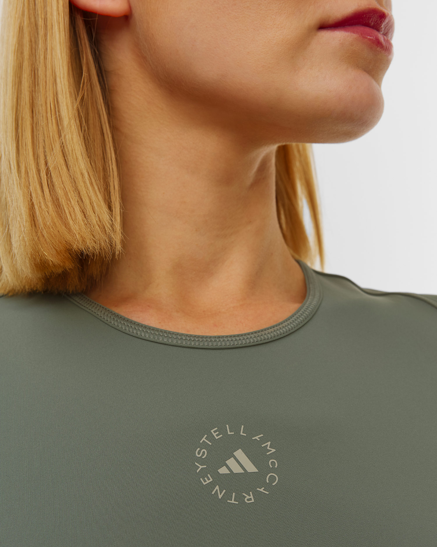 Koszulka treningowa damska khaki Adidas by Stella McCartney TruePurpose