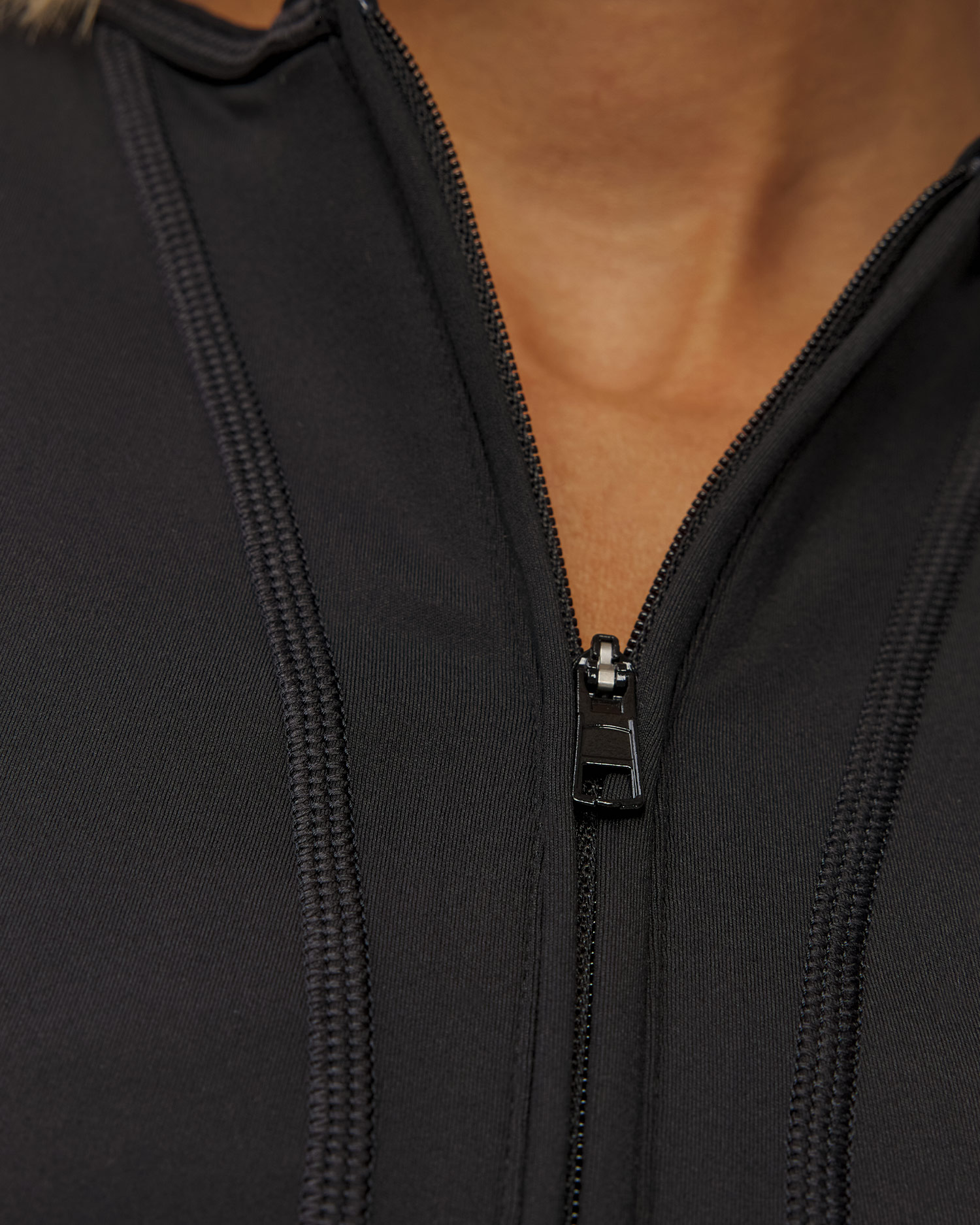 Czarna sukienka tenisowa damska Adidas by Stella McCartney TruePurpose Tennis Dress