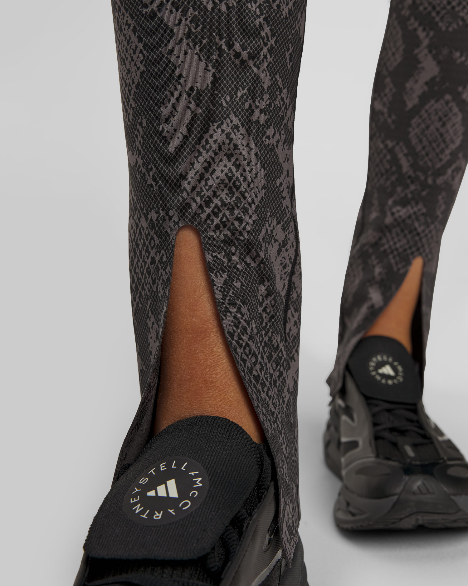 Colanți pentru femei Adidas by Stella McCartney