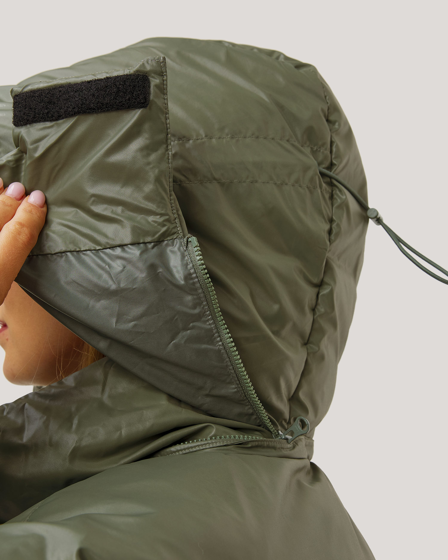 Kurtka puchowa khaki damska Adidas by Stella McCartney Short Puf