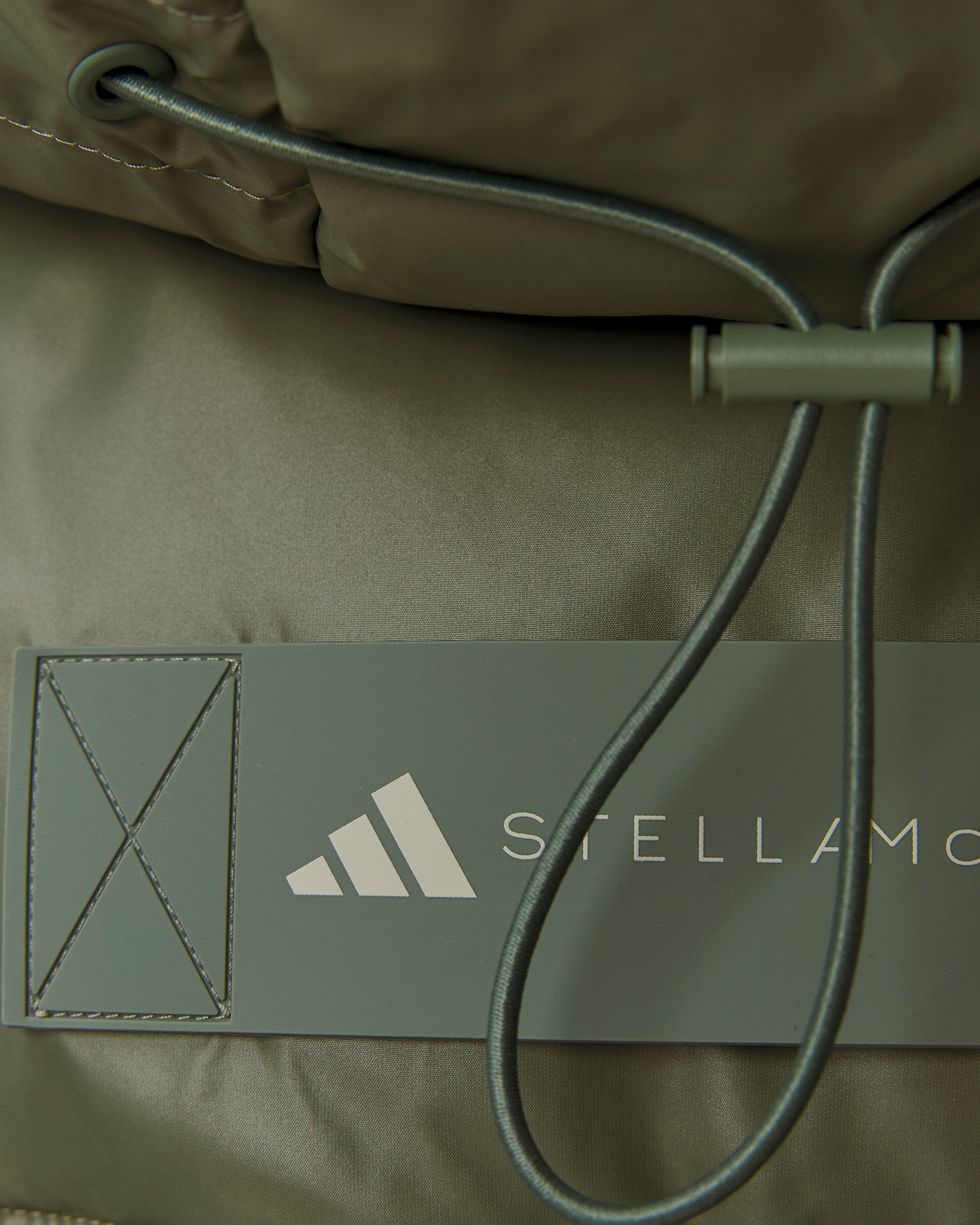 Kurtka puchowa khaki damska Adidas by Stella McCartney Short Puf