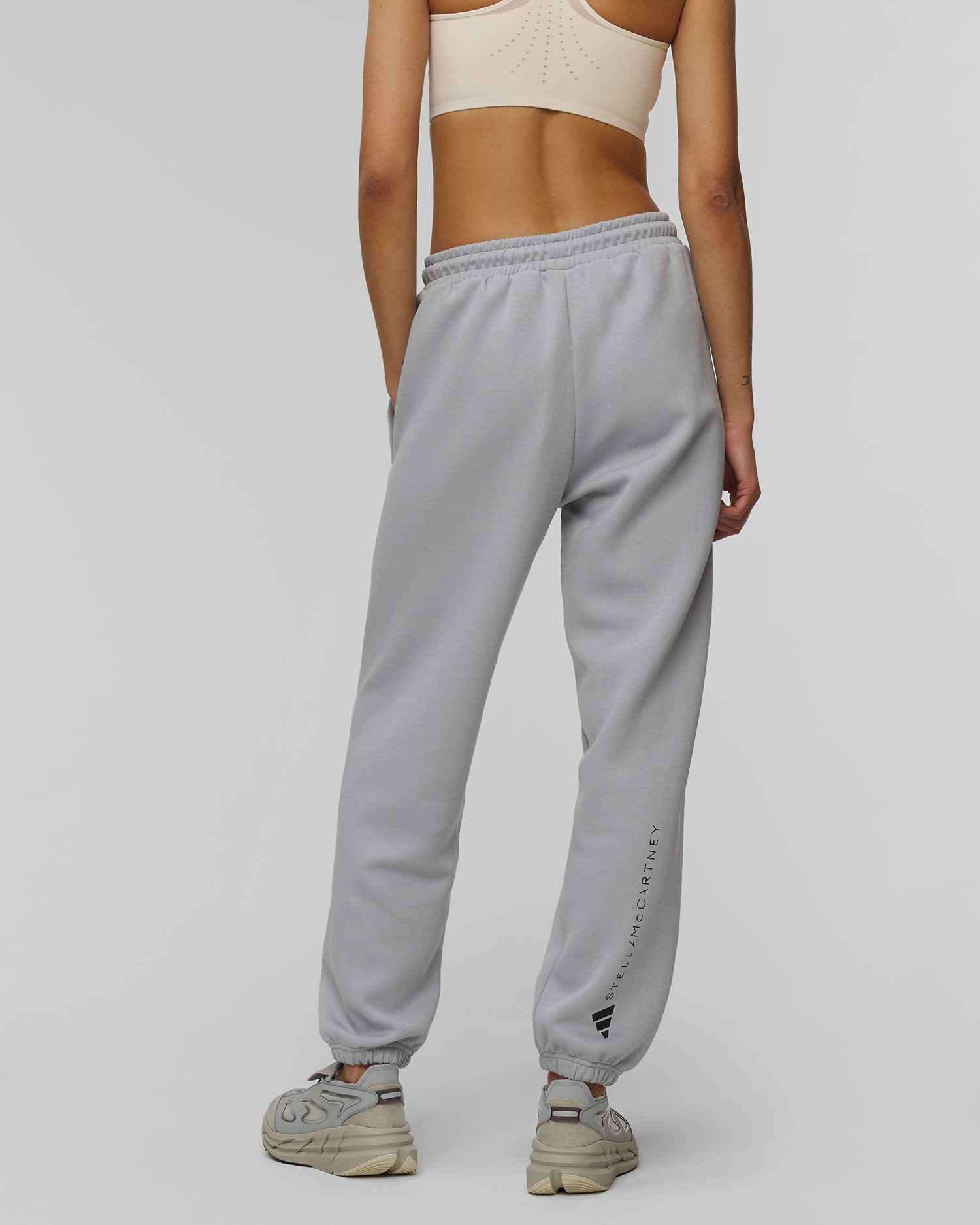 Szare spodnie dresowe damskie Adidas by Stella McCartney Loose